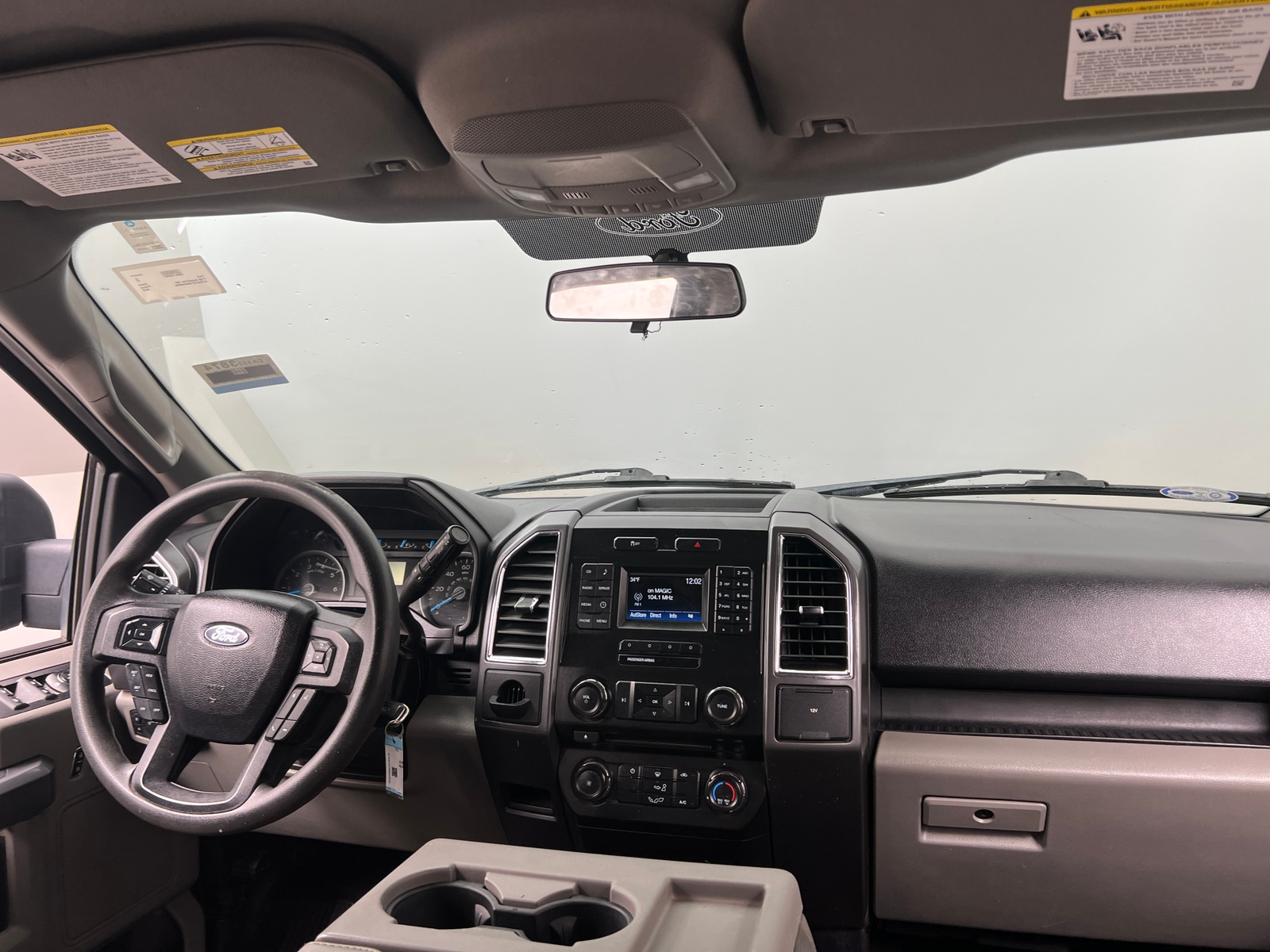 Thumbnail: 2016 Ford Econoline - 3