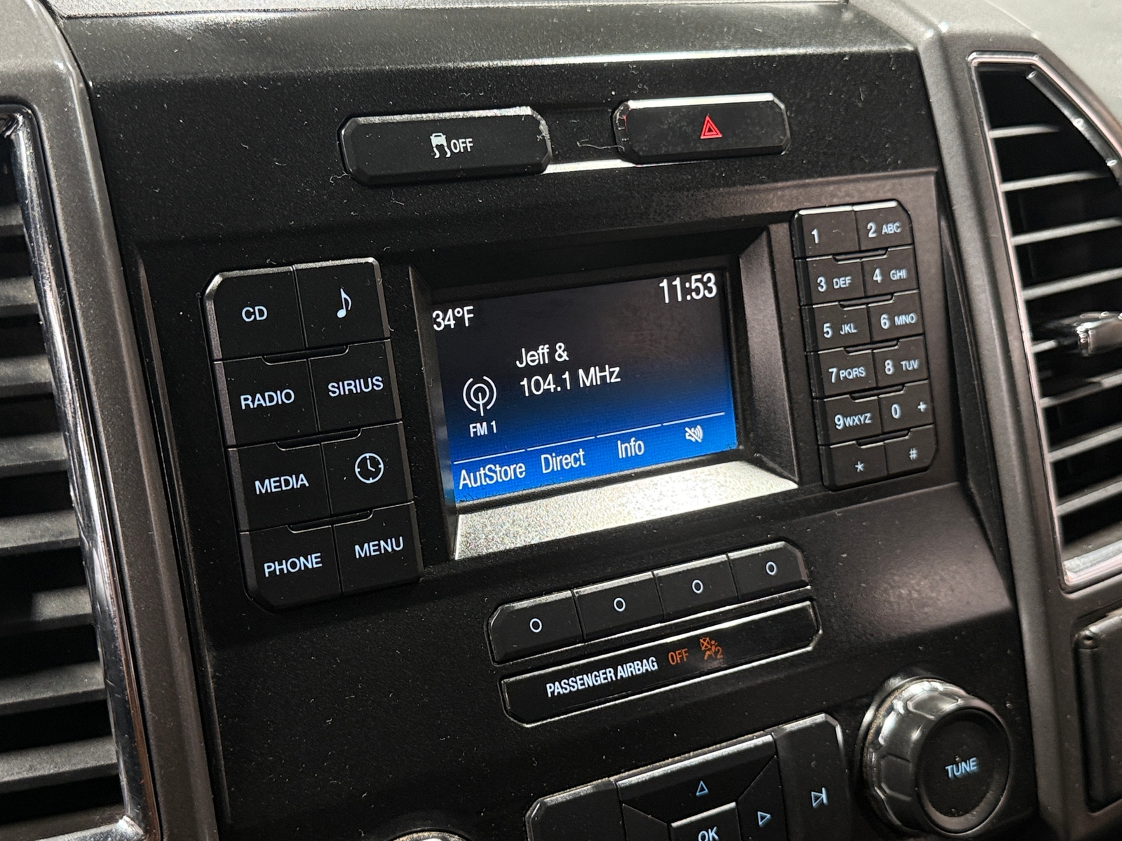 Thumbnail: 2016 Ford Econoline - 4