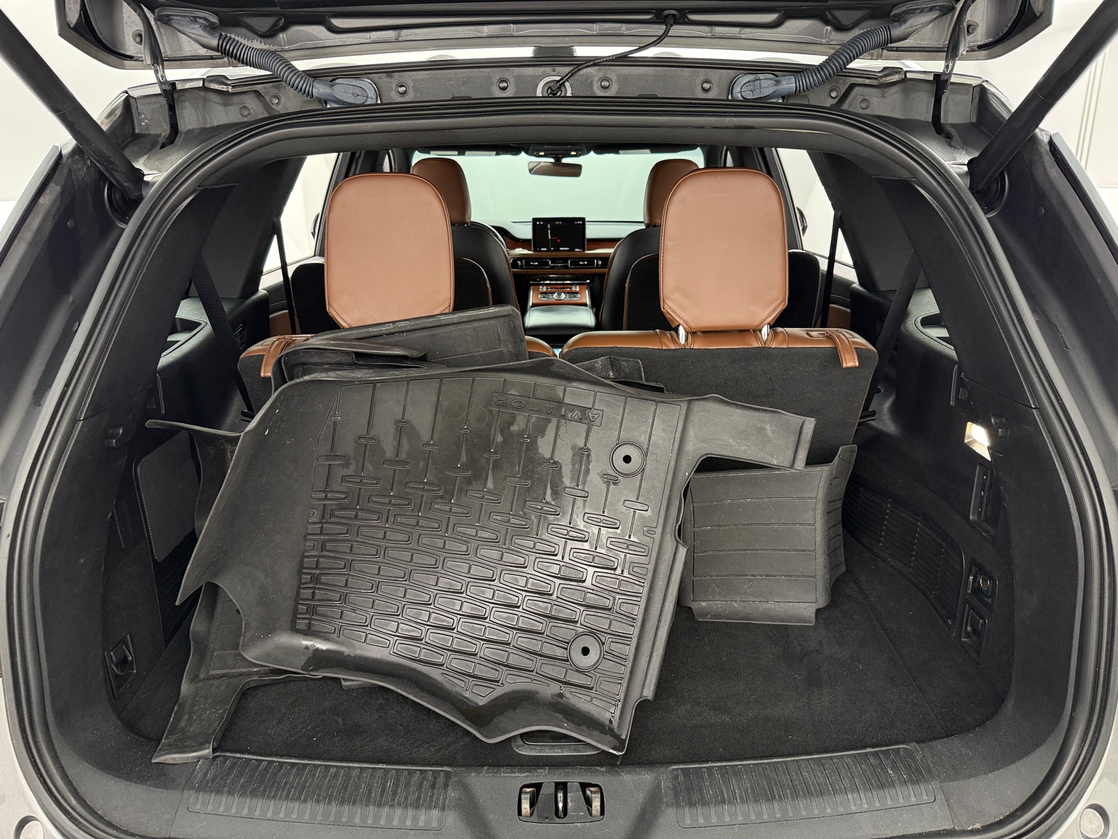 Thumbnail: 2021 Lincoln Aviator - 6