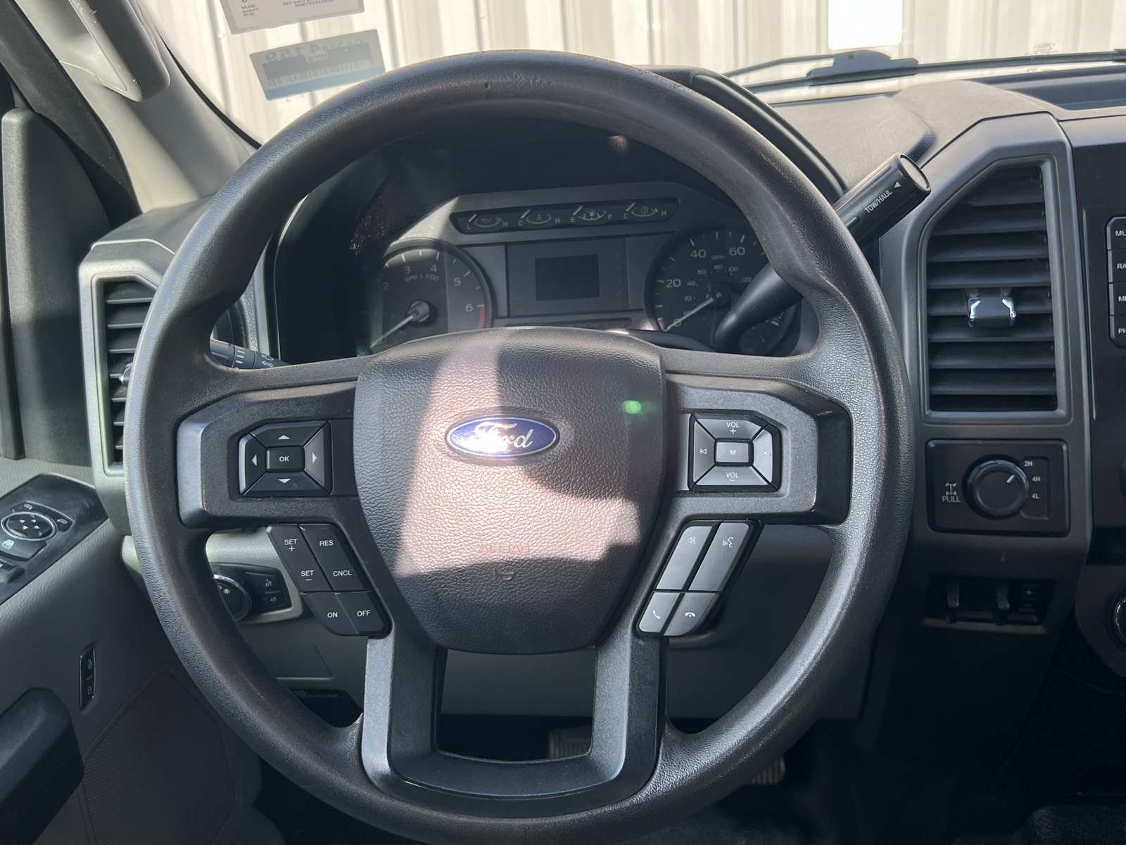 Thumbnail: 2019 Ford Econoline - 5