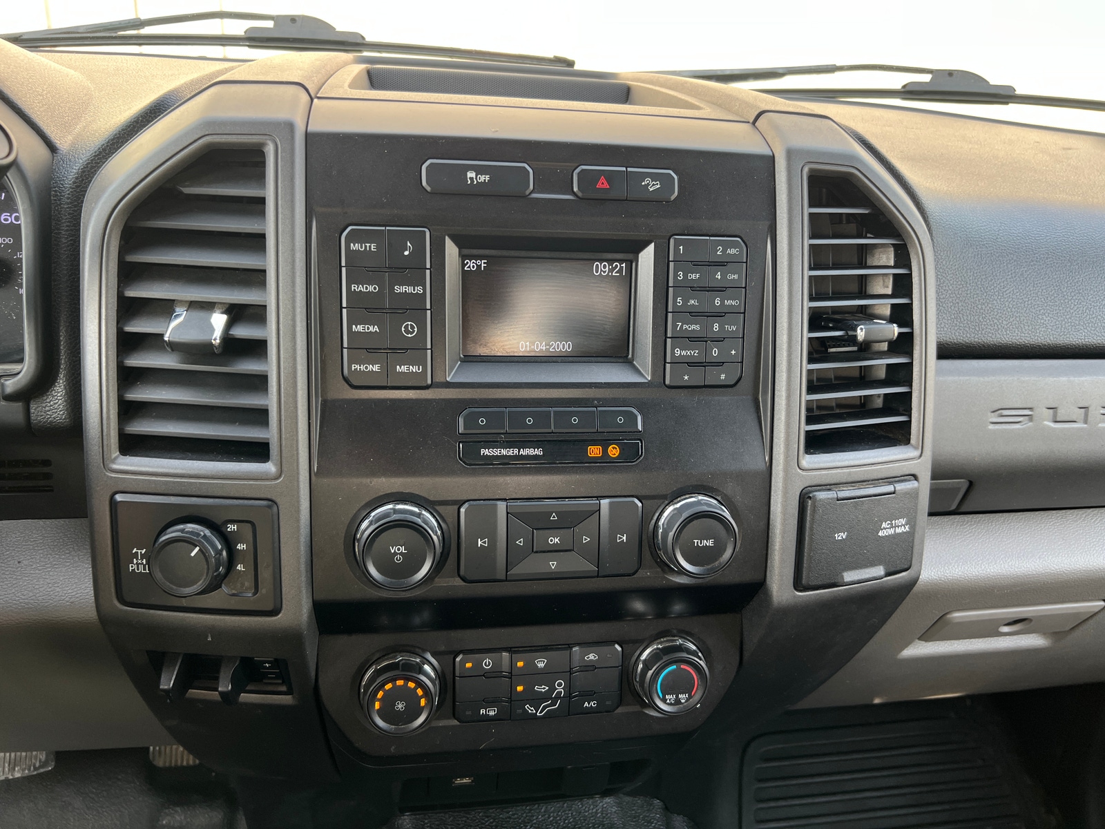 Thumbnail: 2019 Ford Econoline - 4