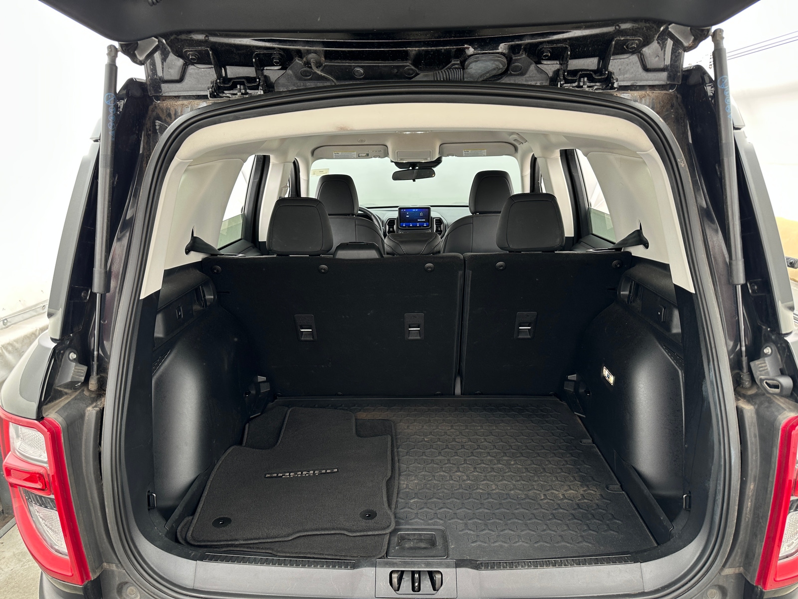 Thumbnail: 2022 Ford Bronco Sport - 7