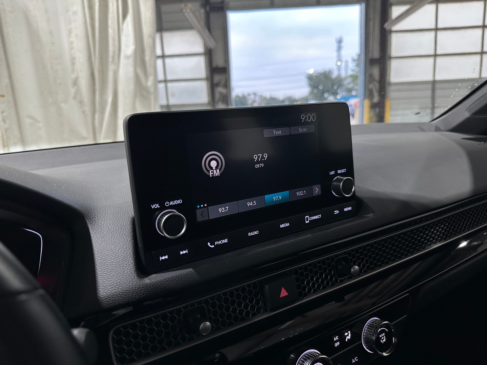 Thumbnail: 2023 Honda Civic - 4