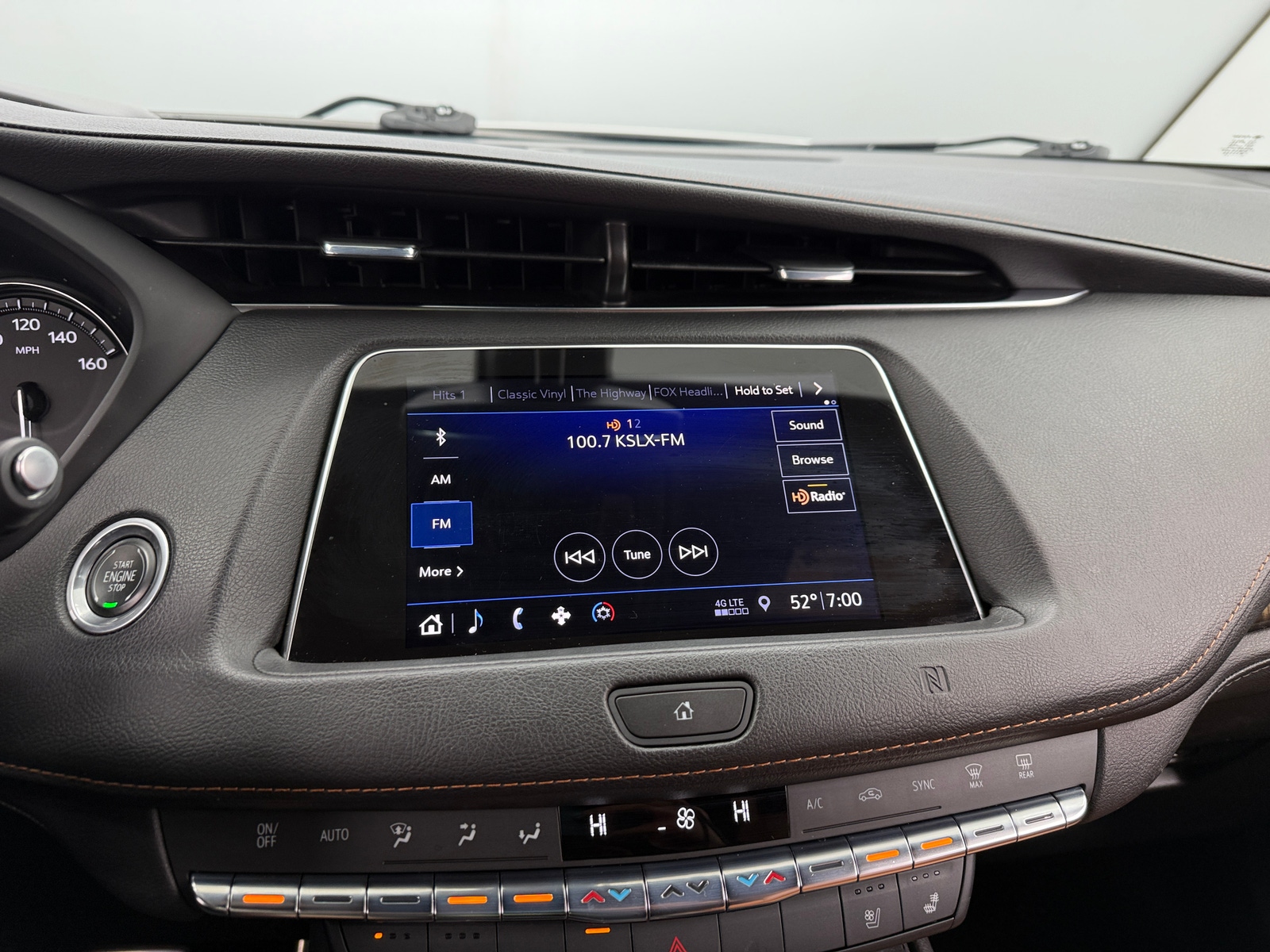 Thumbnail: 2019 Cadillac XT4 - 3