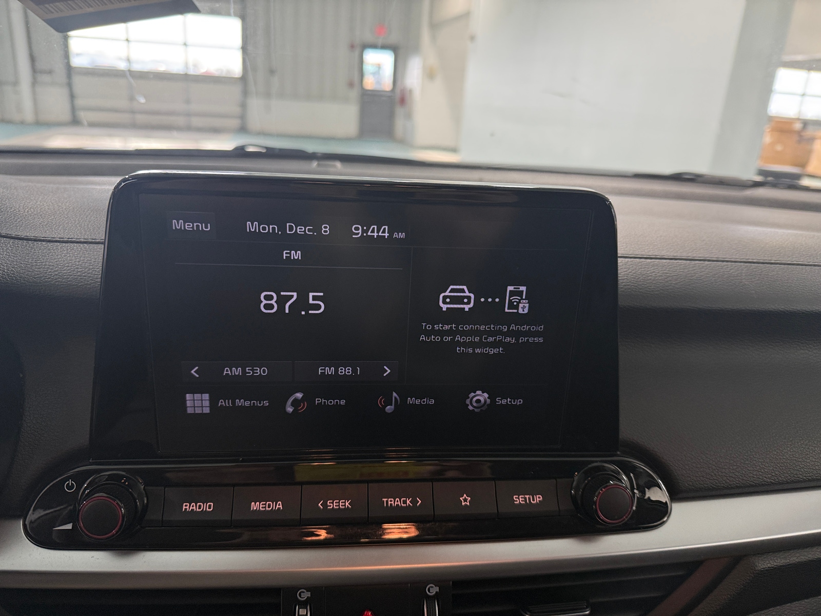 Thumbnail: 2024 Kia Forte - 4