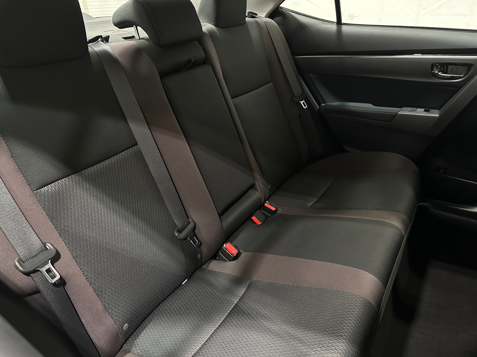 Thumbnail: 2017 Toyota Corolla - 6