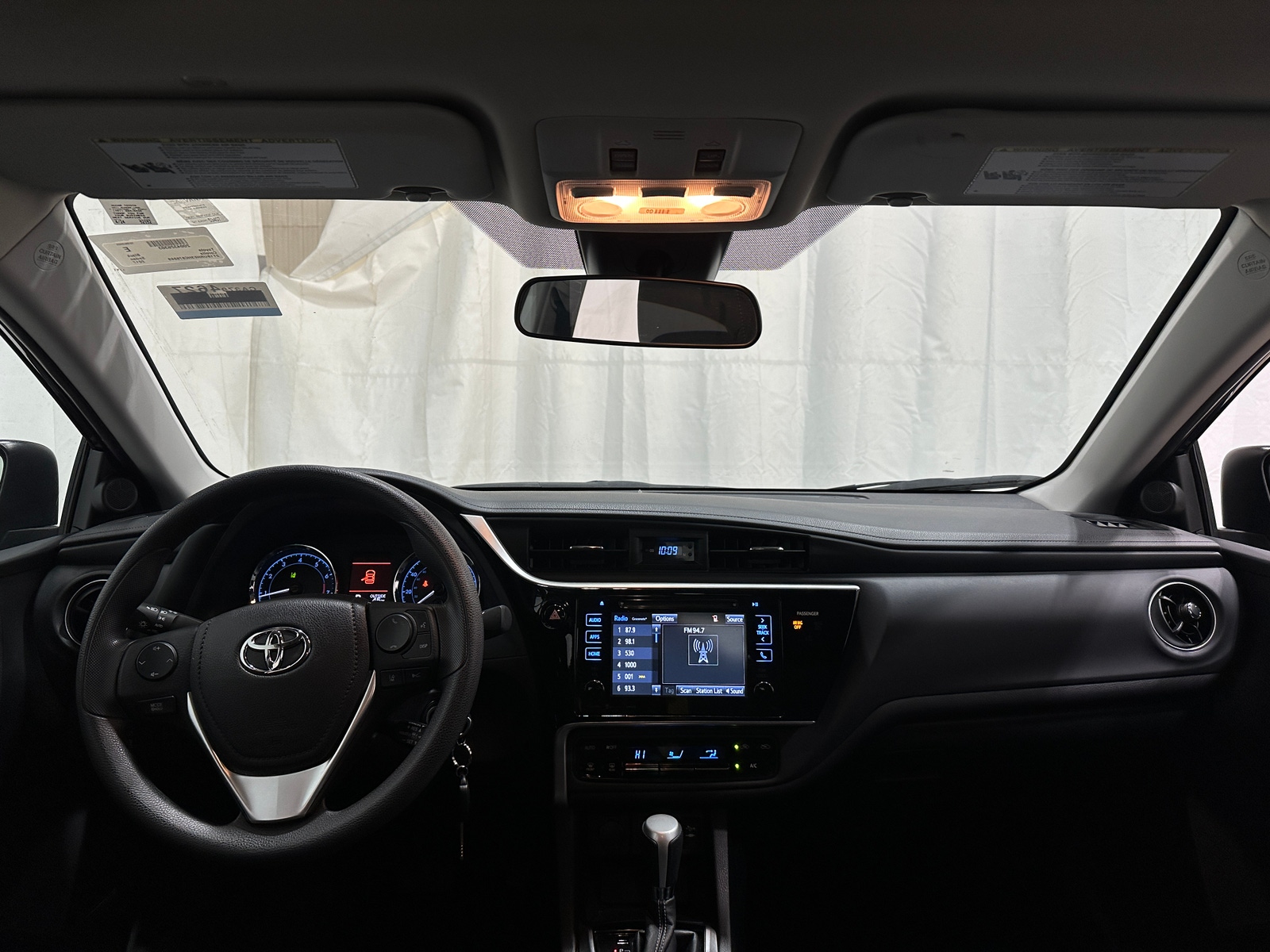 Thumbnail: 2017 Toyota Corolla - 3