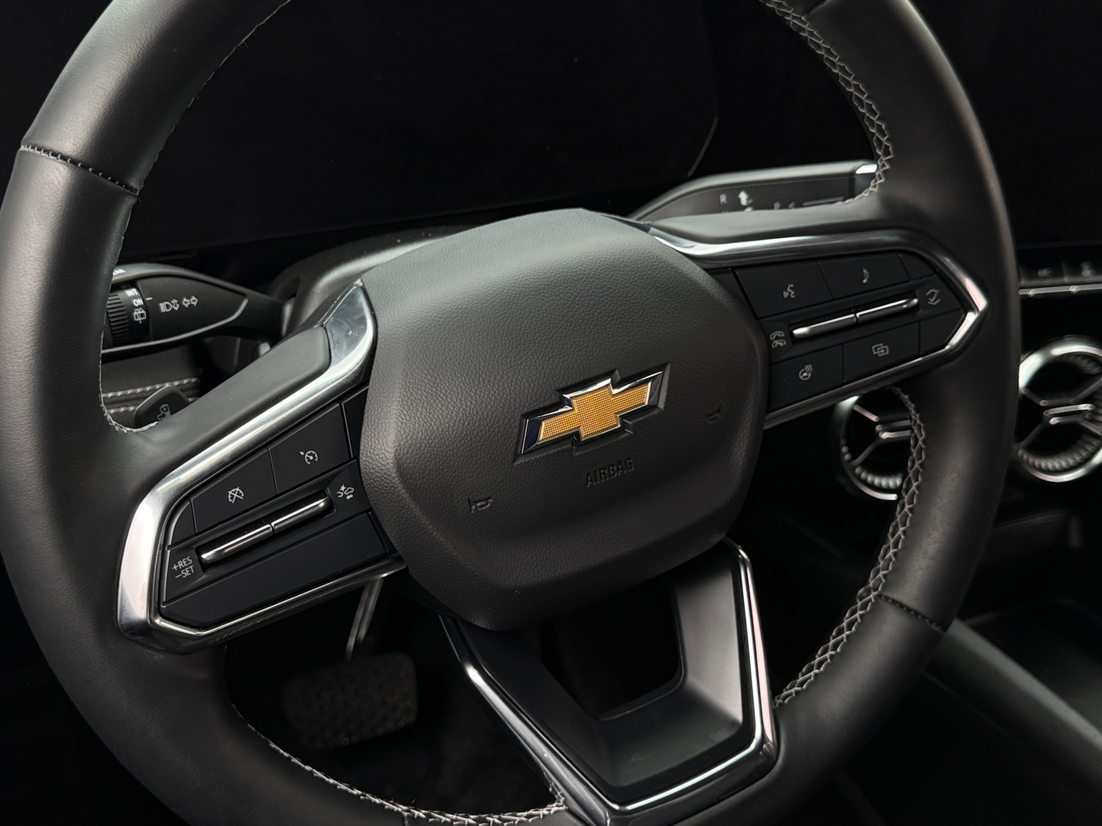 Thumbnail: 2024 Chevrolet Blazer EV - 4