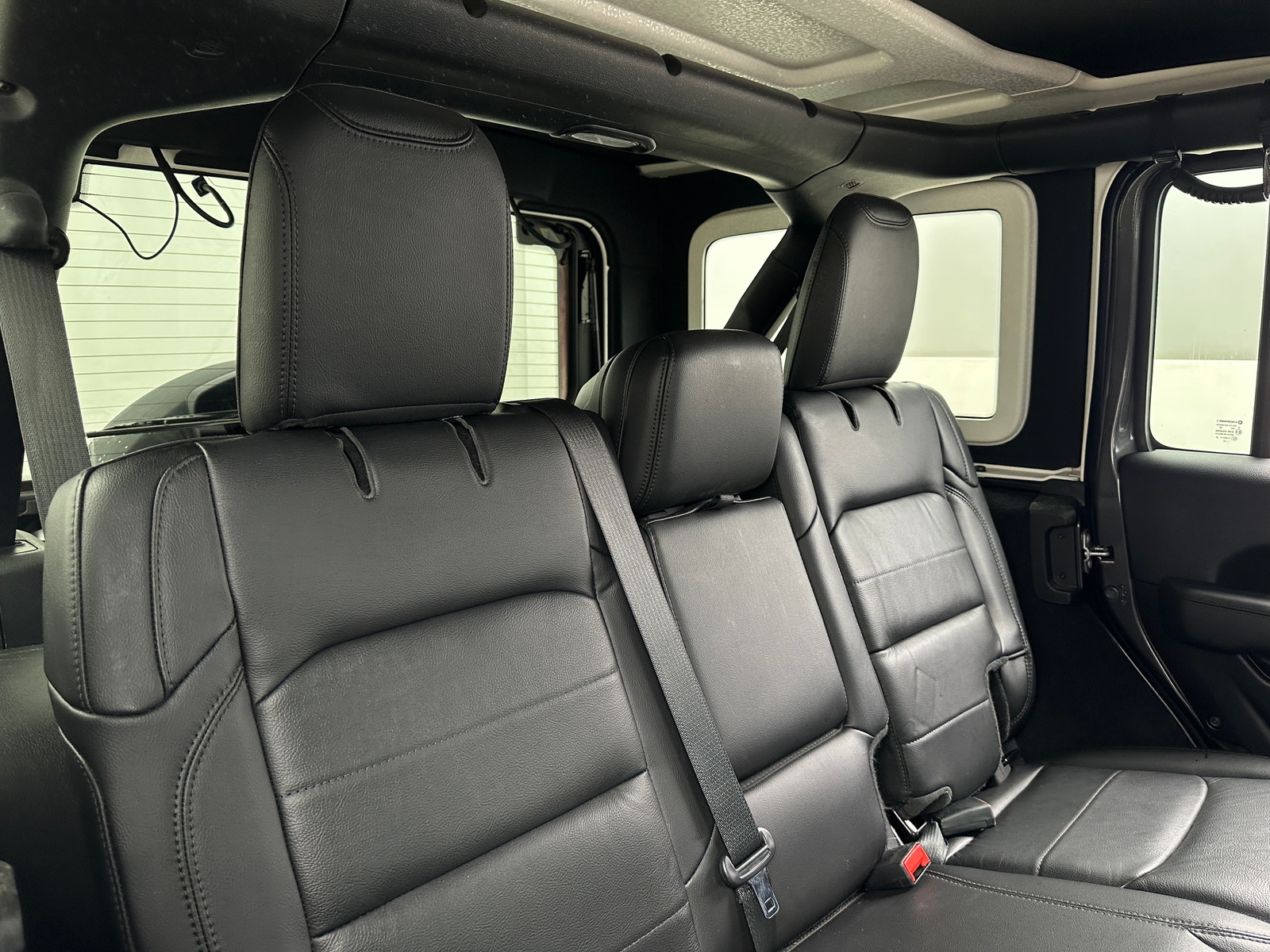 Thumbnail: 2019 Jeep Wrangler - 5