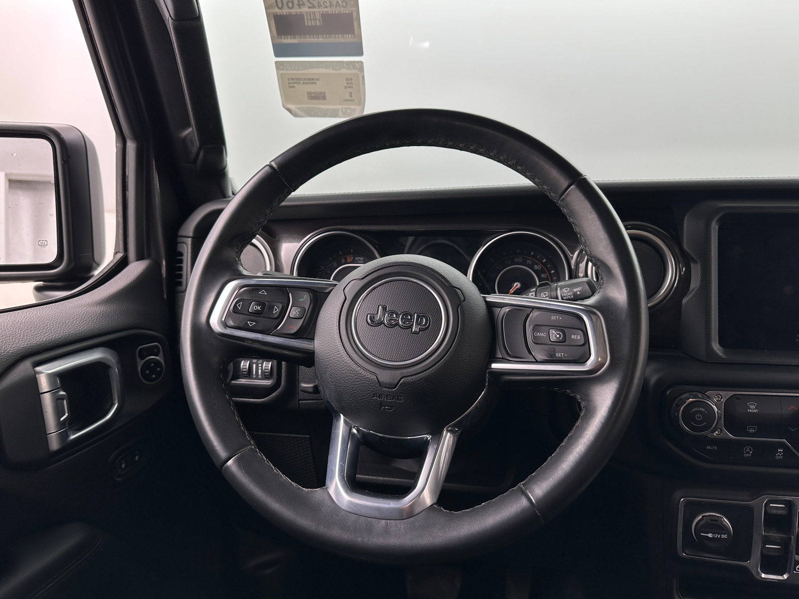 Thumbnail: 2019 Jeep Wrangler - 4