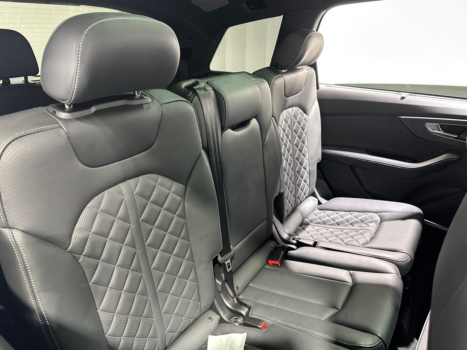 Thumbnail: 2024 Audi SQ7 - 5