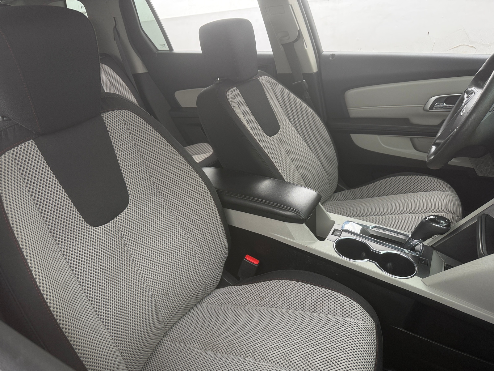 Thumbnail: 2017 GMC Terrain - 2