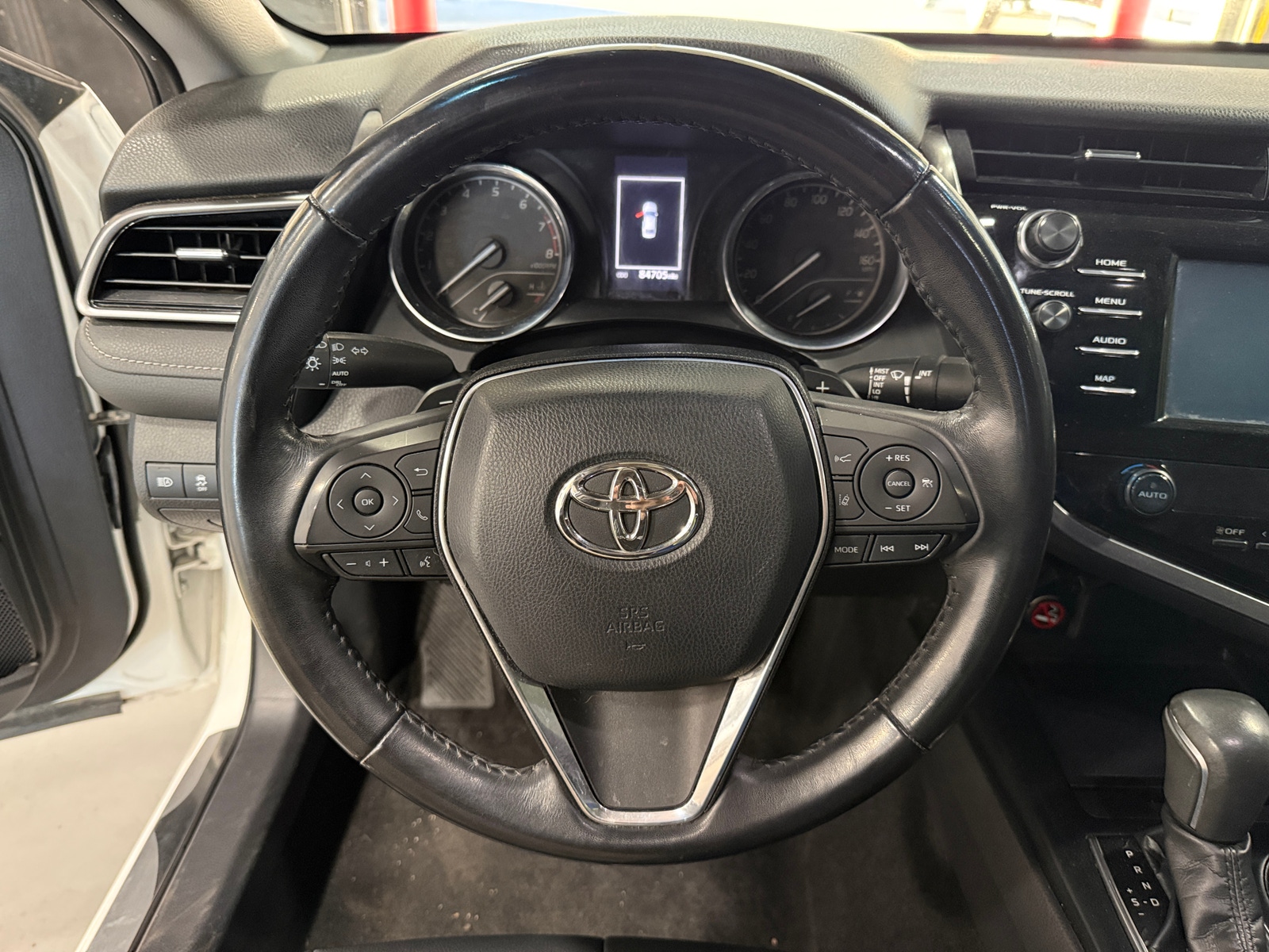 Thumbnail: 2019 Toyota Camry - 4