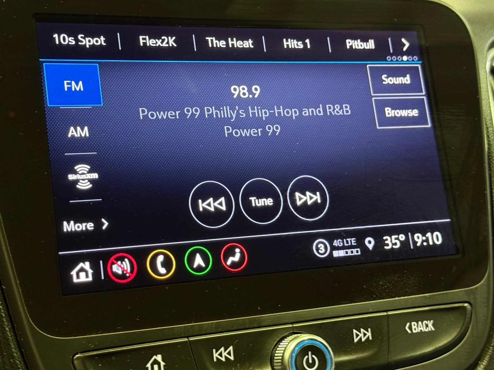 Thumbnail: 2024 Chevrolet Malibu - 3