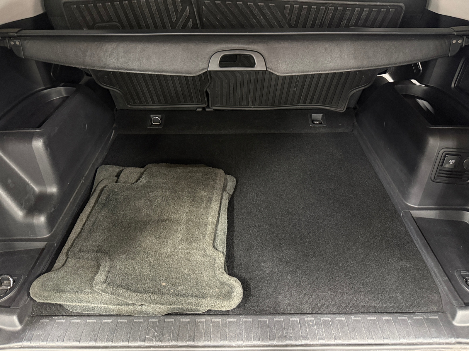 Thumbnail: 2022 Toyota 4Runner - 7