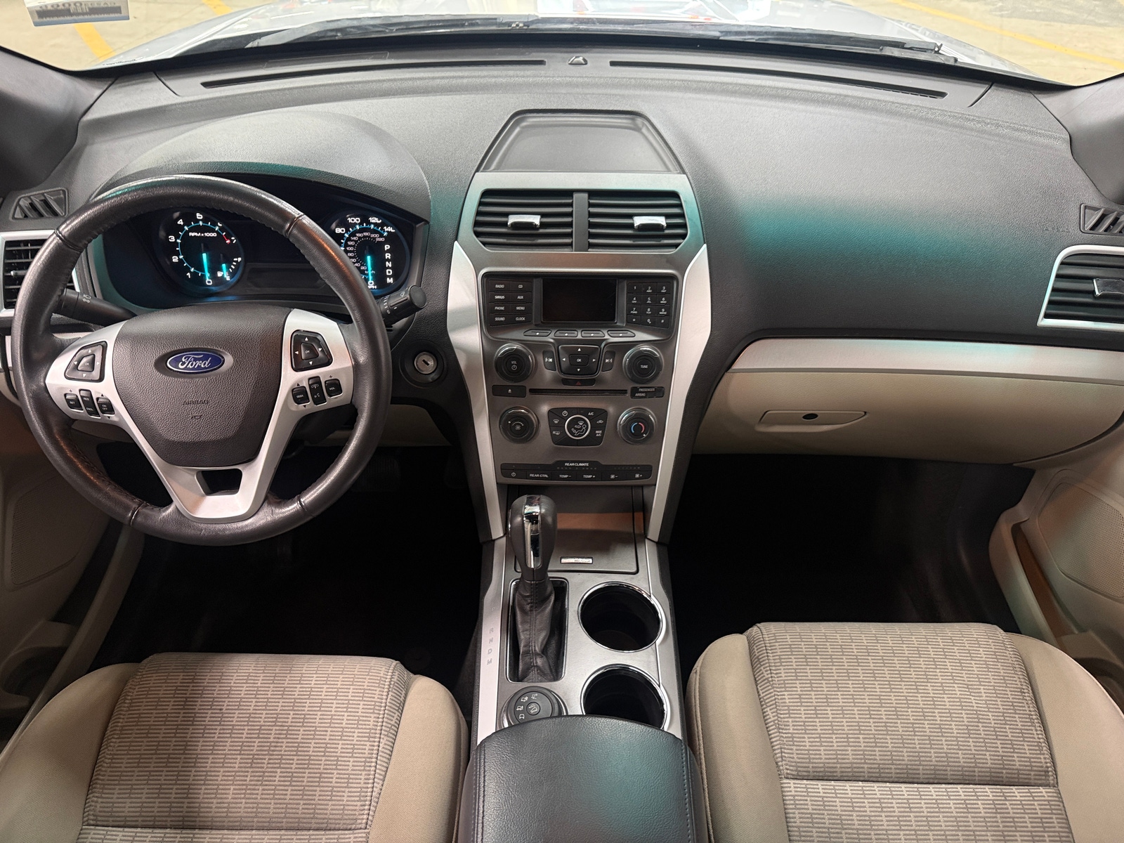 Thumbnail: 2012 Ford Explorer - 3