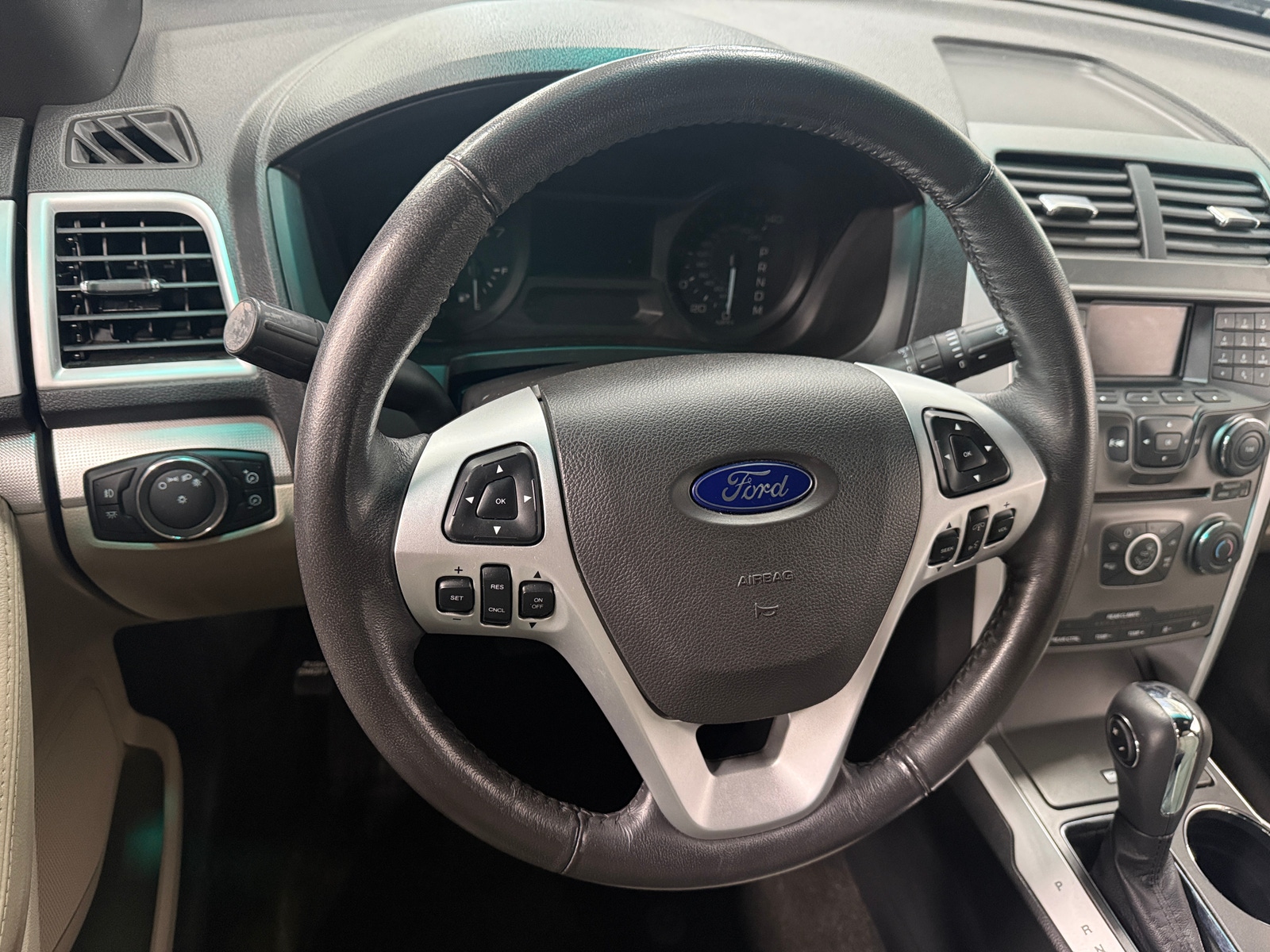 Thumbnail: 2012 Ford Explorer - 5