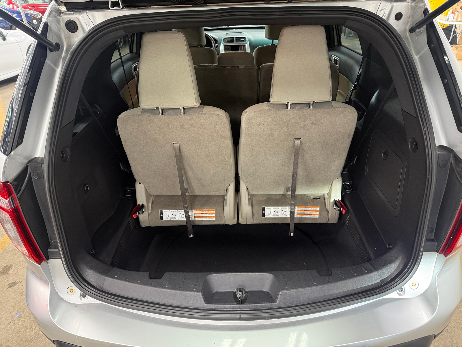 Thumbnail: 2012 Ford Explorer - 7