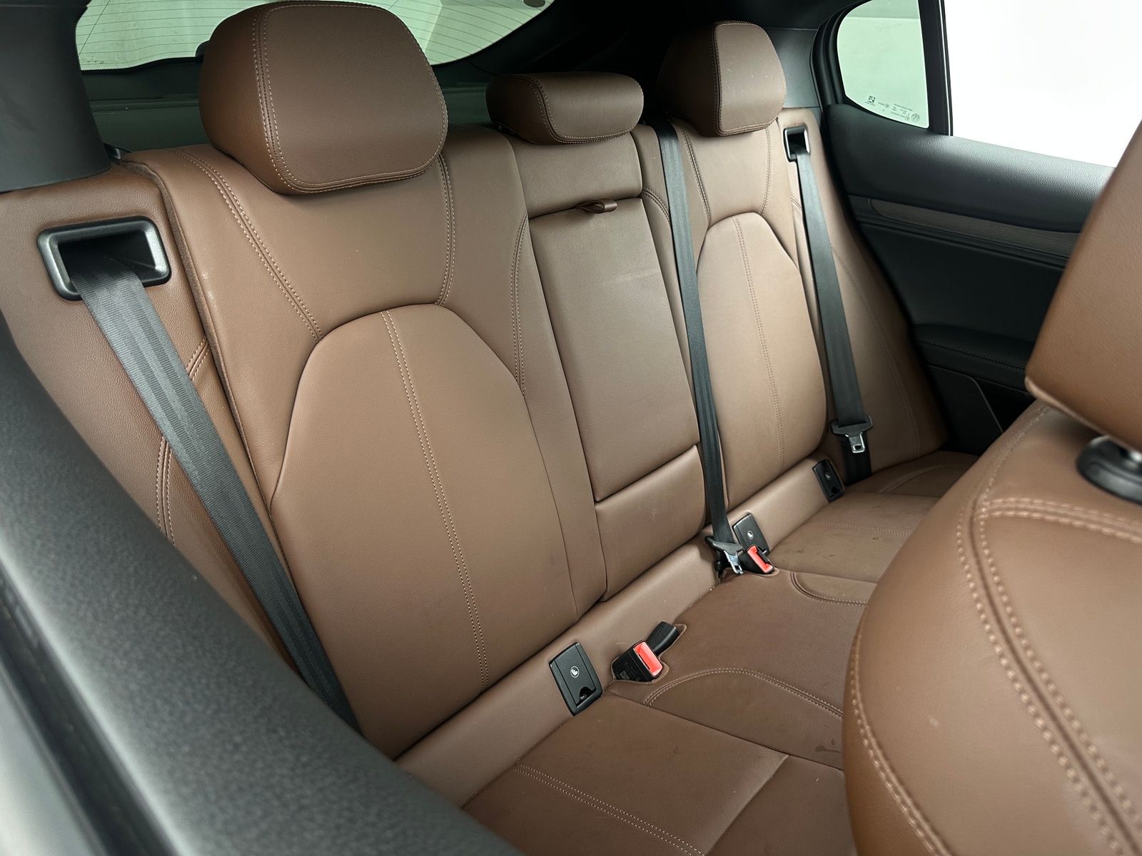 Thumbnail: 2022 Alfa Romeo Stelvio - 5