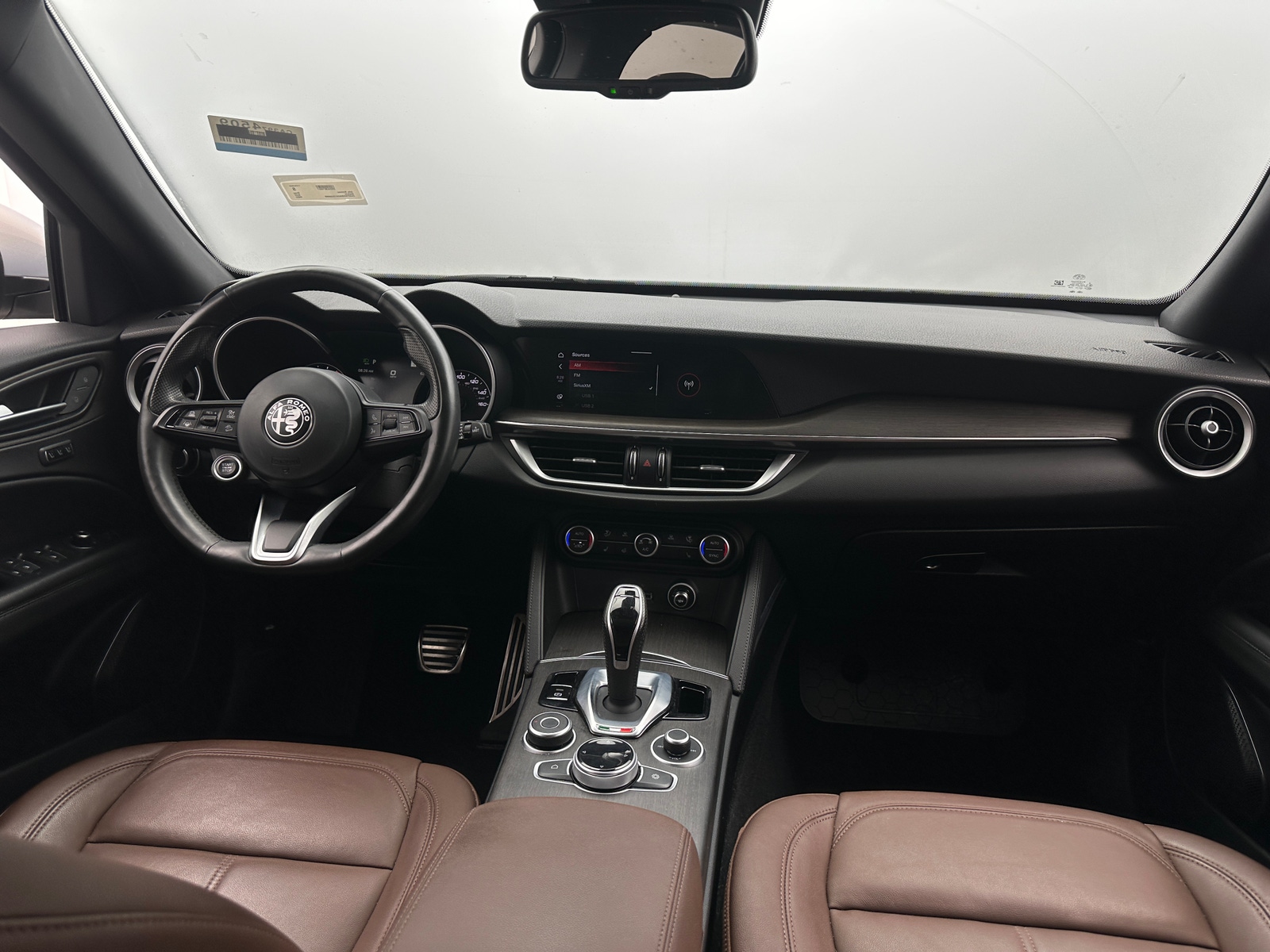 Thumbnail: 2022 Alfa Romeo Stelvio - 2