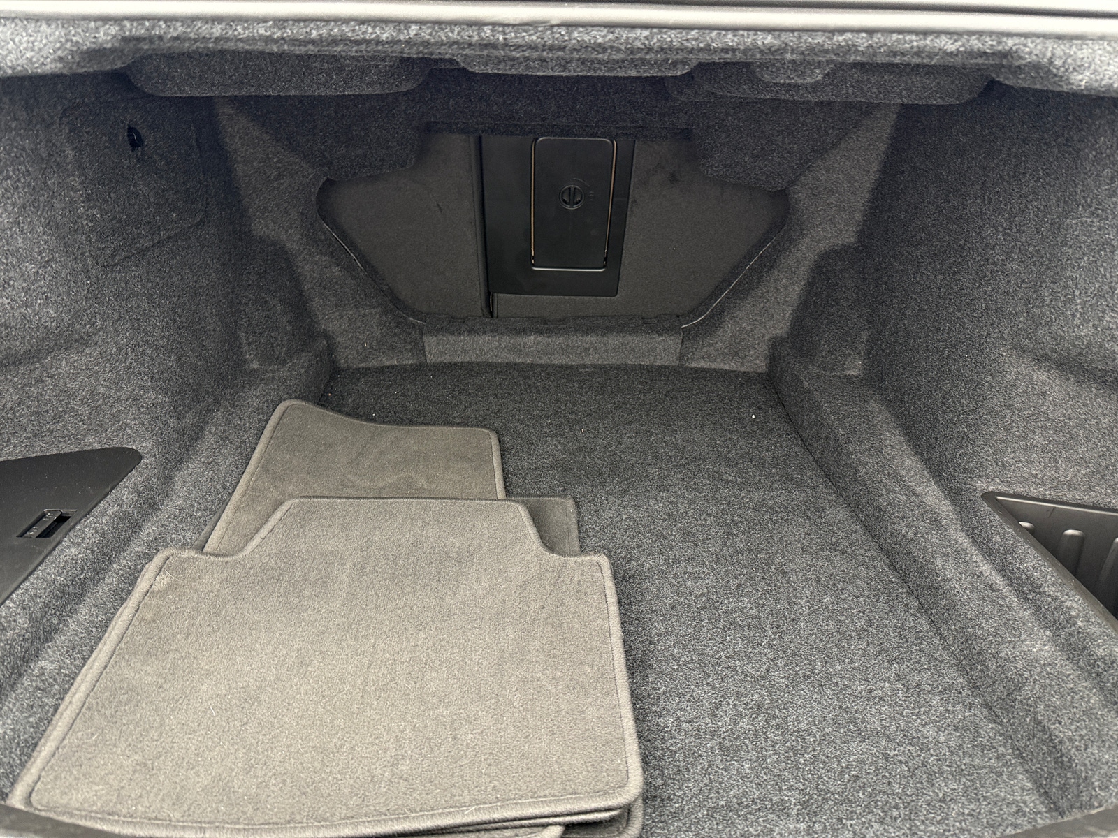 Thumbnail: 2019 Cadillac CTS - 6