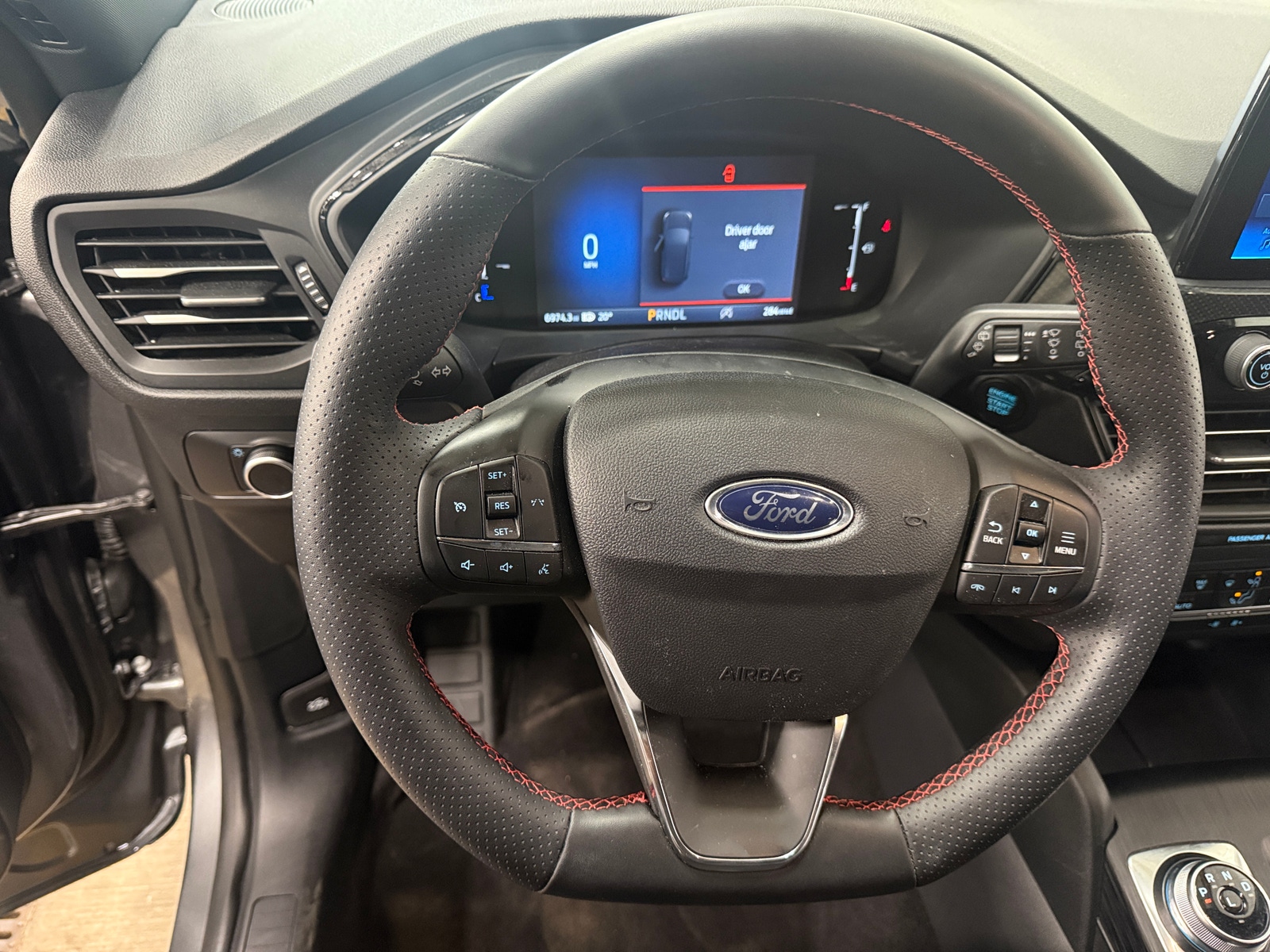 Thumbnail: 2025 Ford Escape - 4