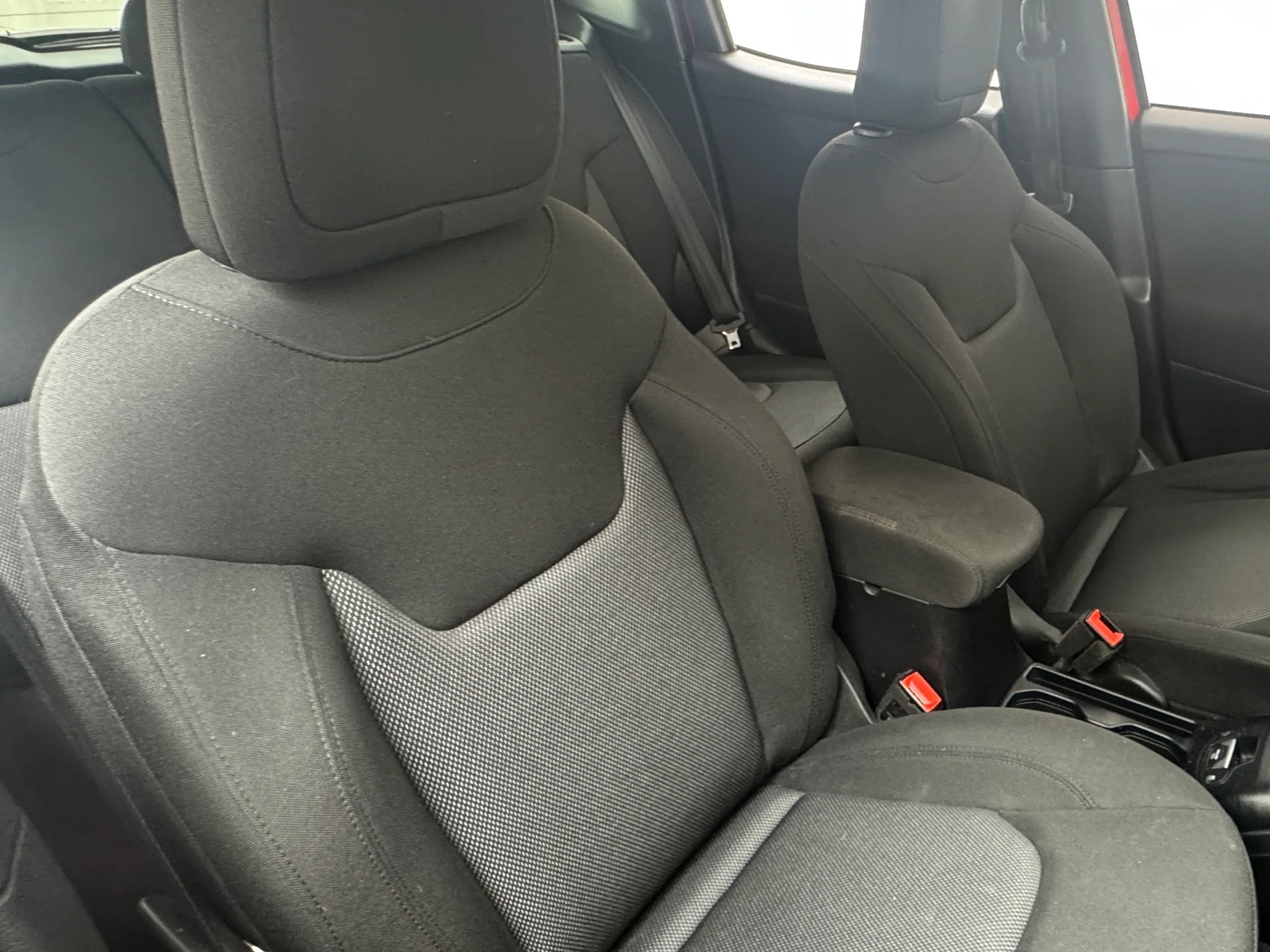 Thumbnail: 2019 Jeep Renegade - 2