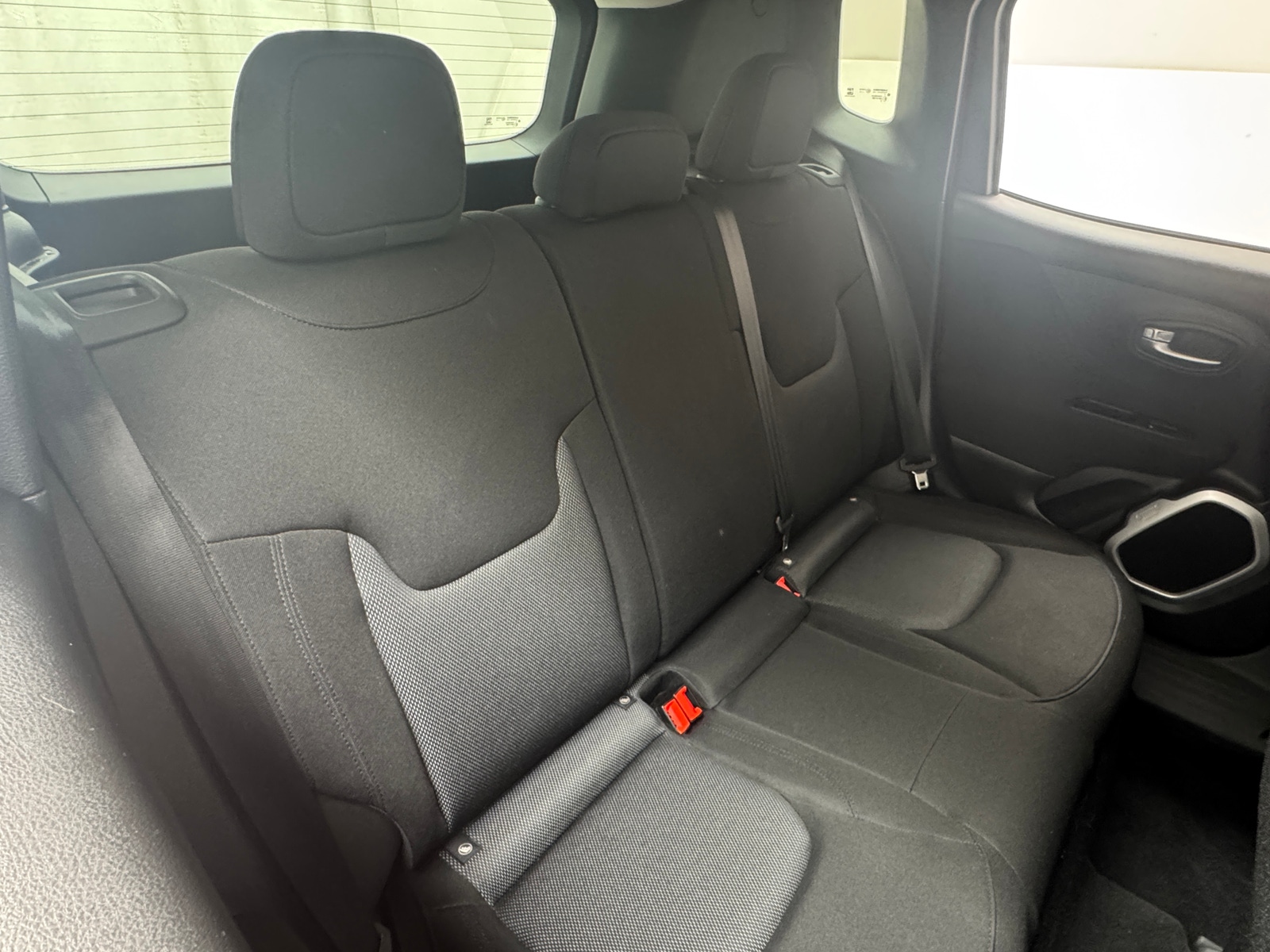 Thumbnail: 2019 Jeep Renegade - 6