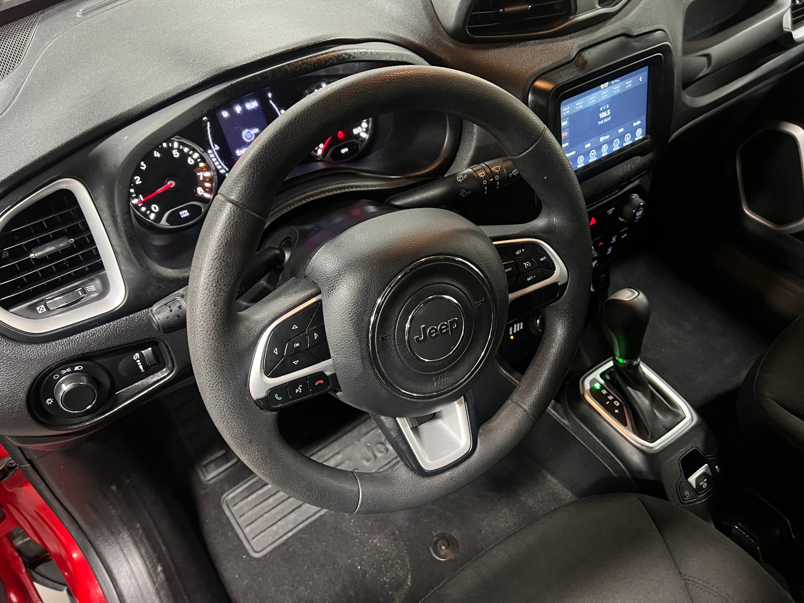 Thumbnail: 2019 Jeep Renegade - 5