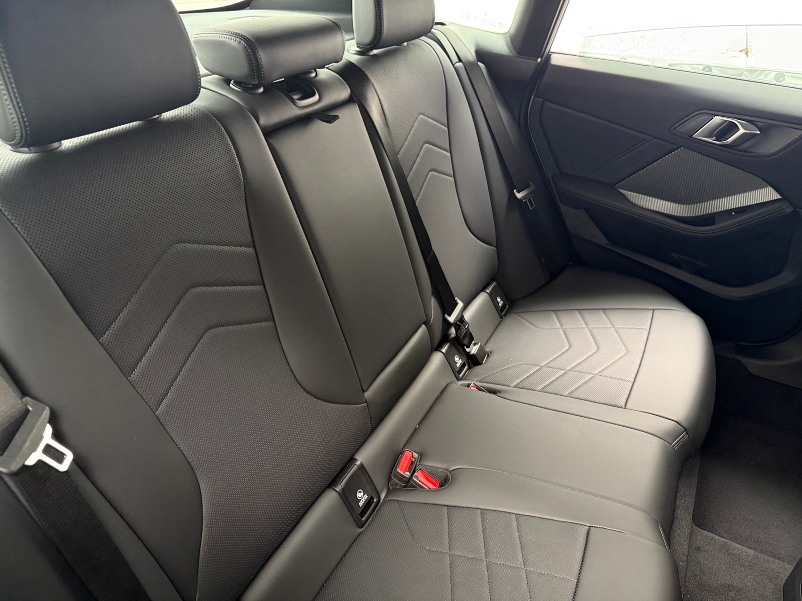 Thumbnail: 2025 BMW 2 Series - 5