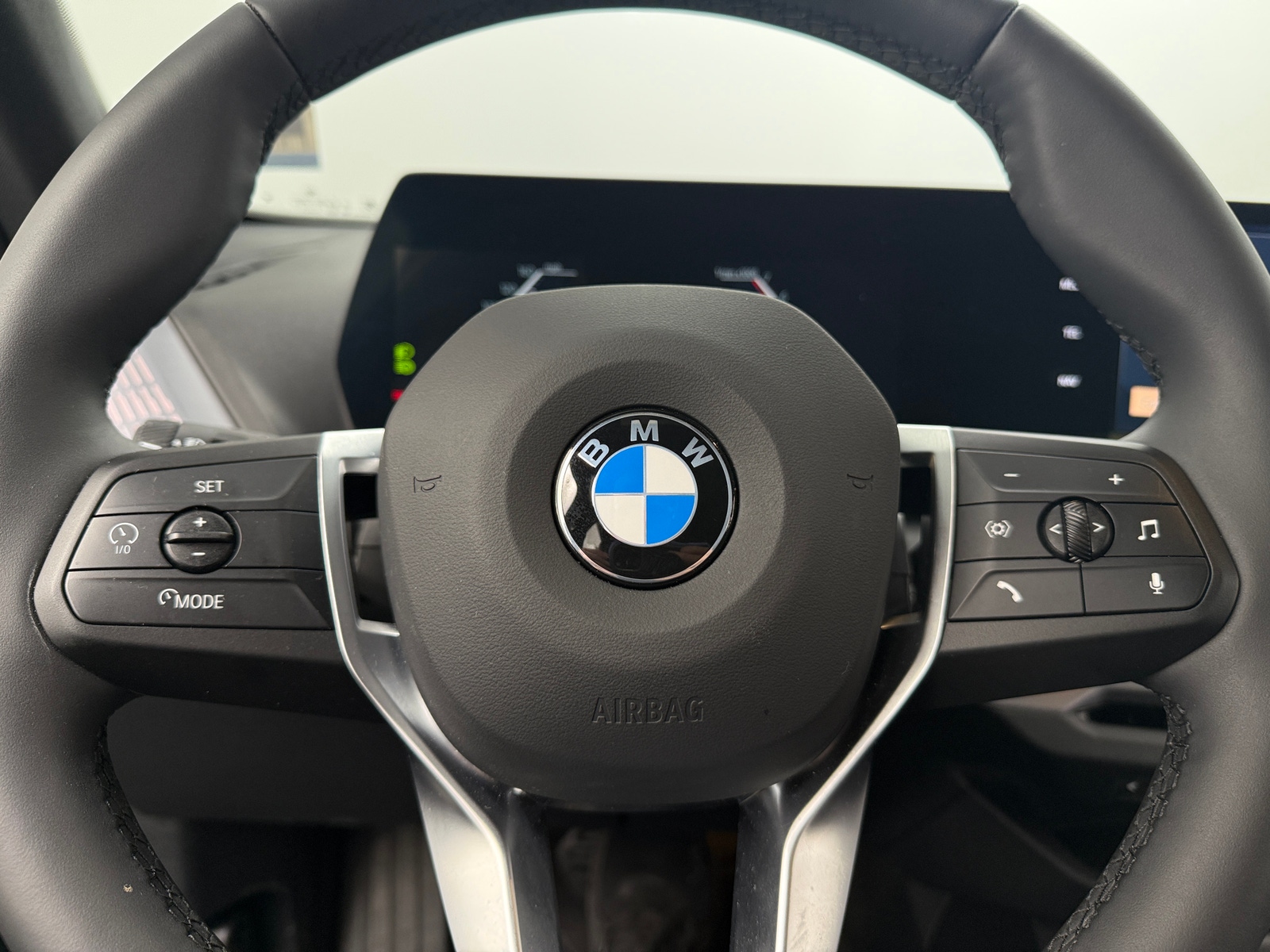 Thumbnail: 2025 BMW 2 Series - 4