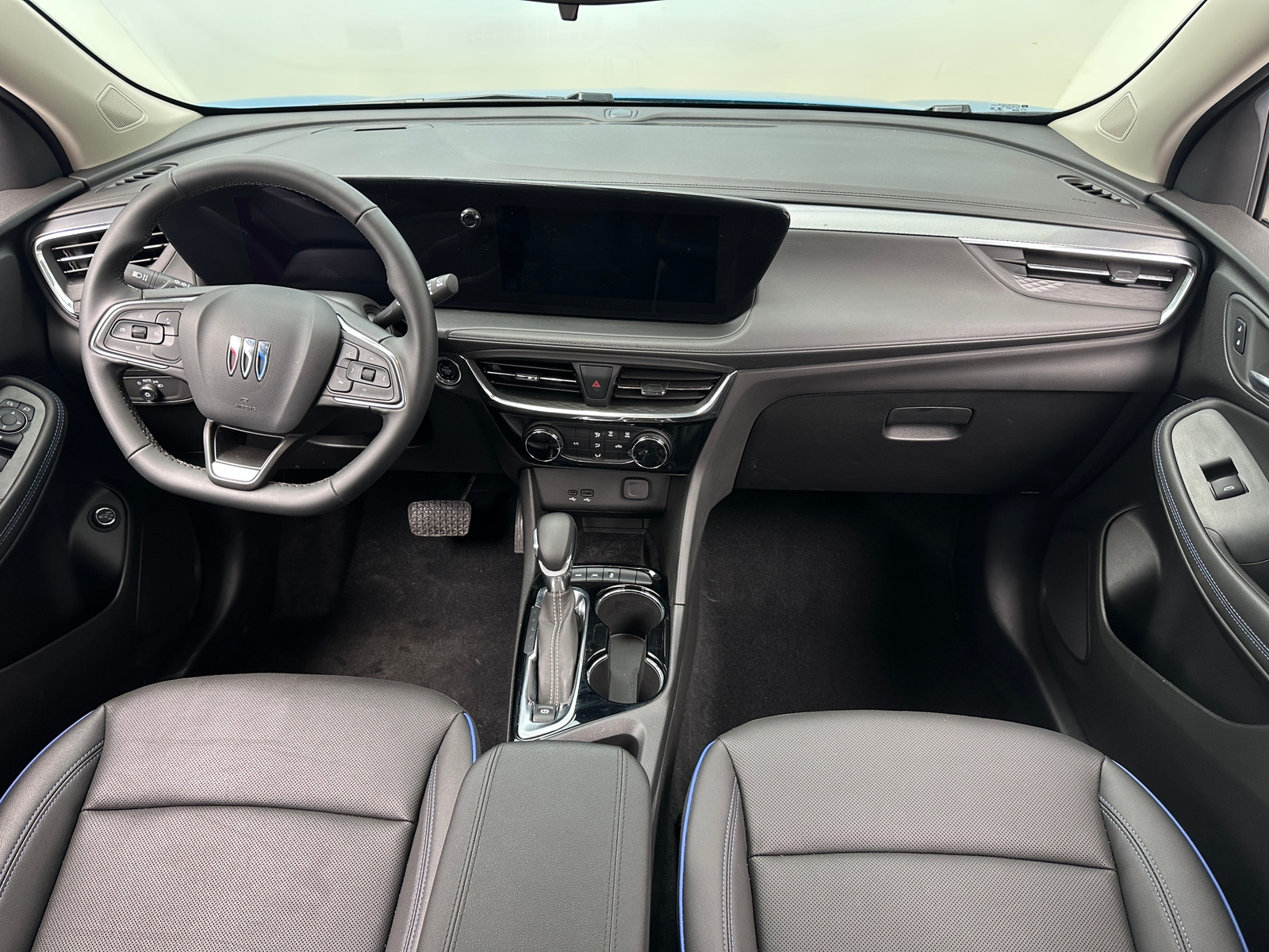 Thumbnail: 2025 Buick Encore GX - 2