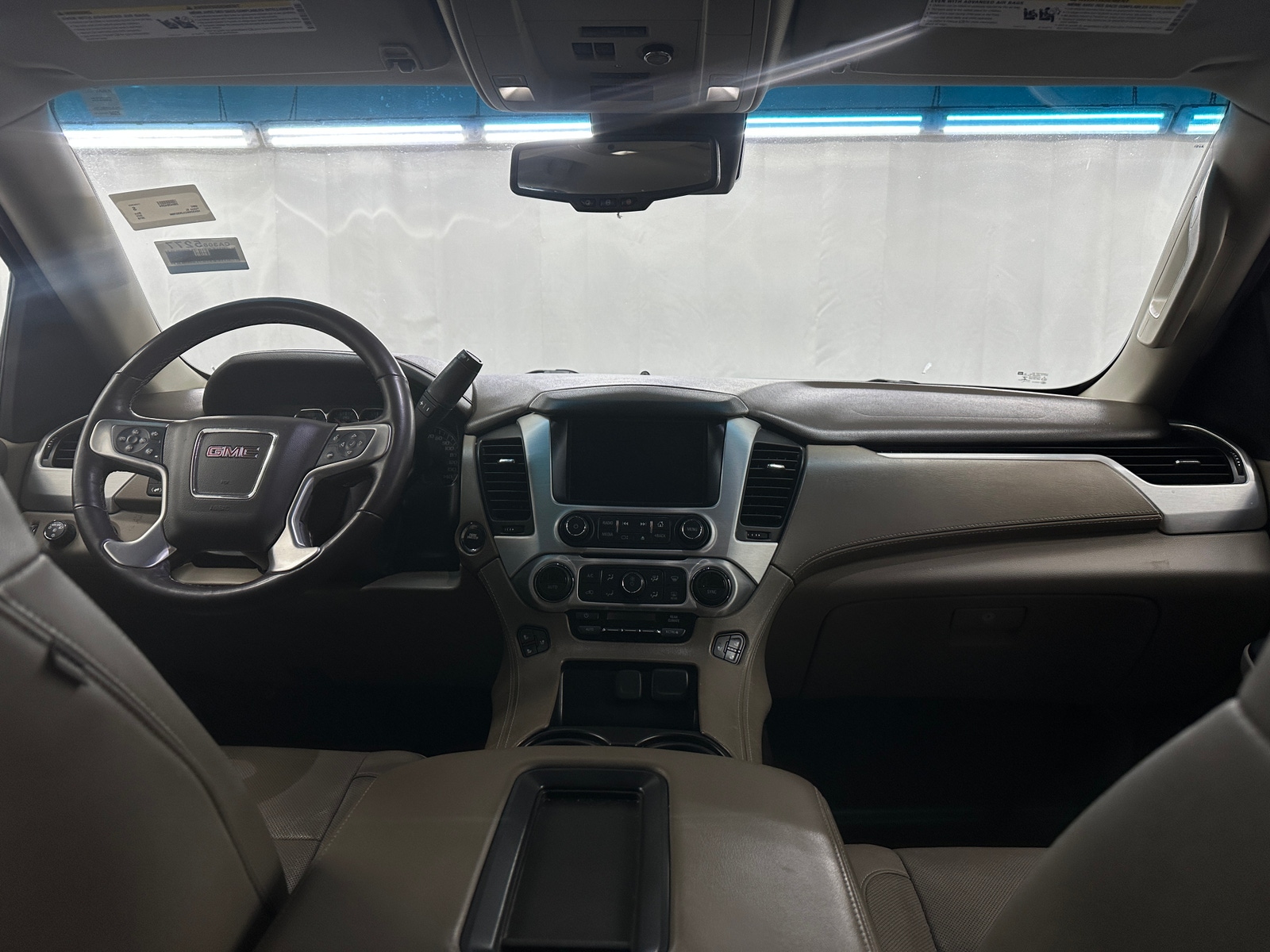 Thumbnail: 2018 GMC Yukon XL - 2