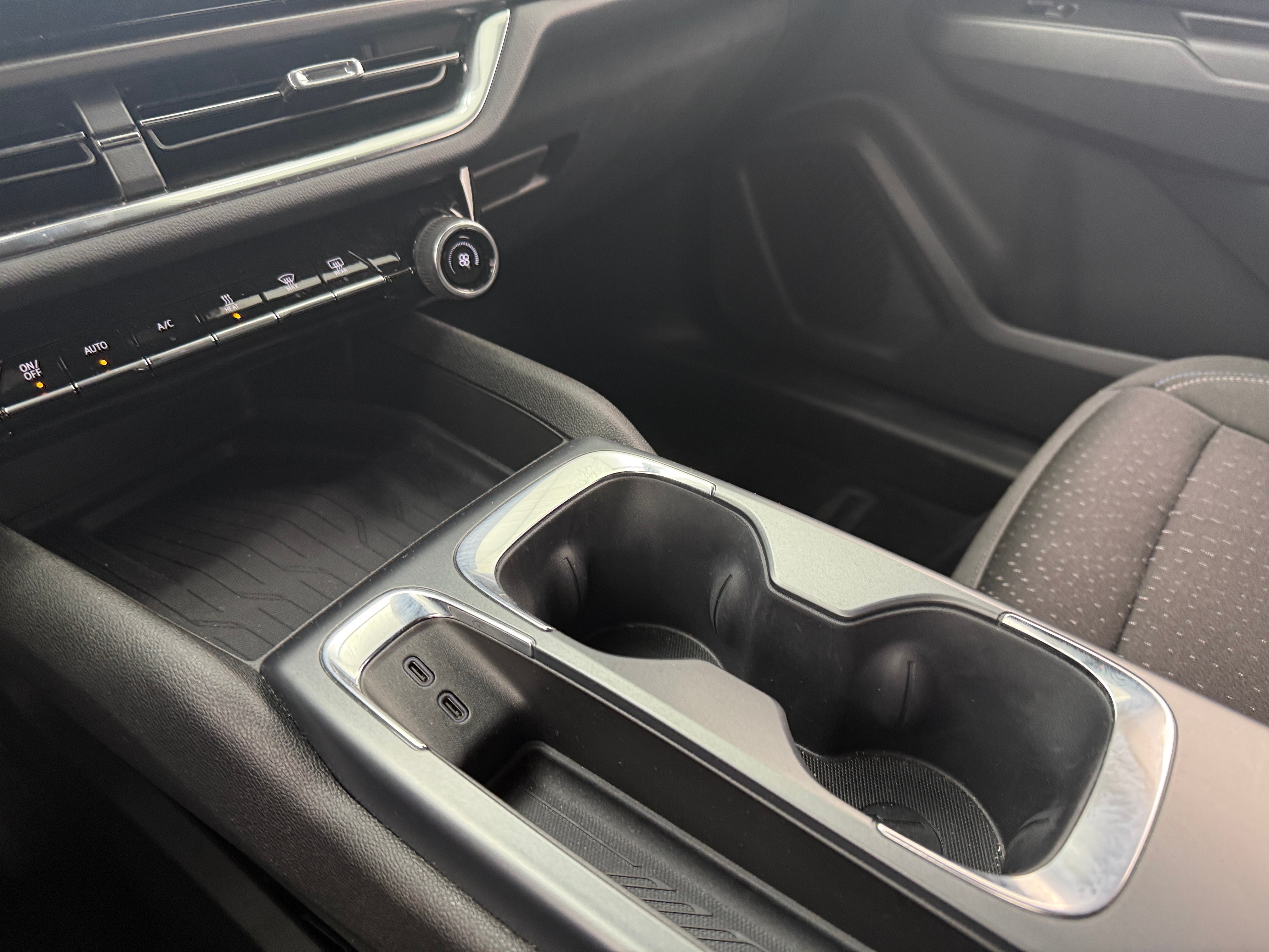 Used 2025 Chevrolet Equinox EV 1LT with VIN 3GN7DMRR3SS240027 for sale in Oak Creek, WI