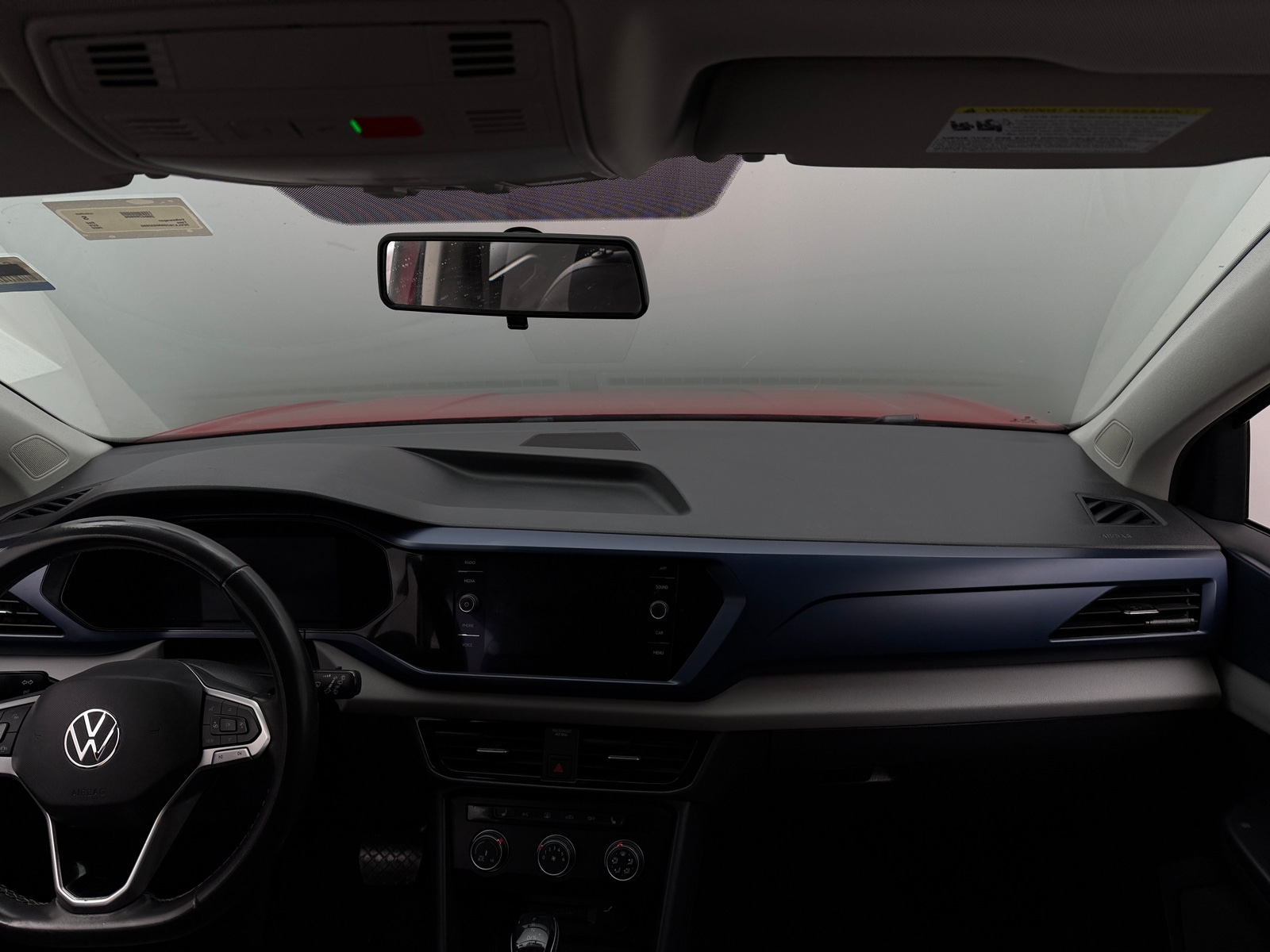 Thumbnail: 2022 Volkswagen Taos - 2