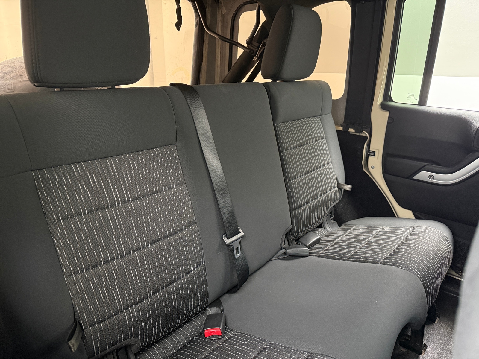 Thumbnail: 2012 Jeep Wrangler - 6