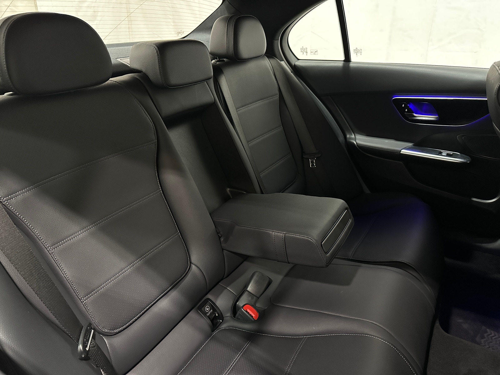 Thumbnail: 2024 Mercedes-Benz C-Class - 5