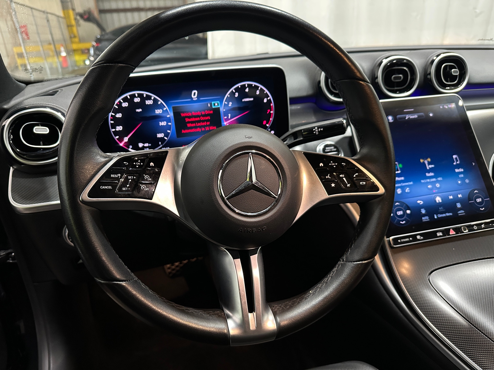 Thumbnail: 2024 Mercedes-Benz C-Class - 4