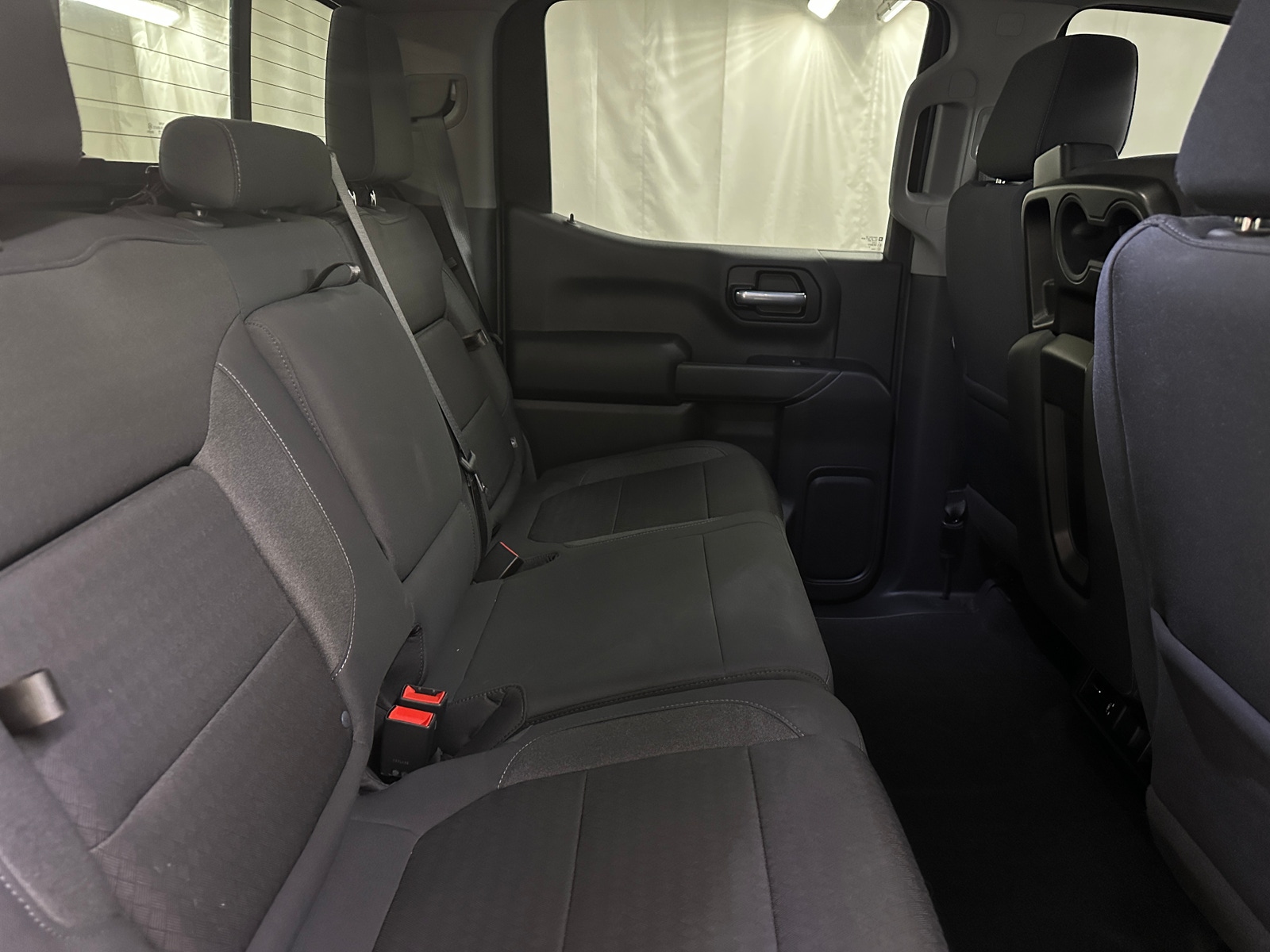 Thumbnail: 2020 Chevrolet Silverado 1500 - 6