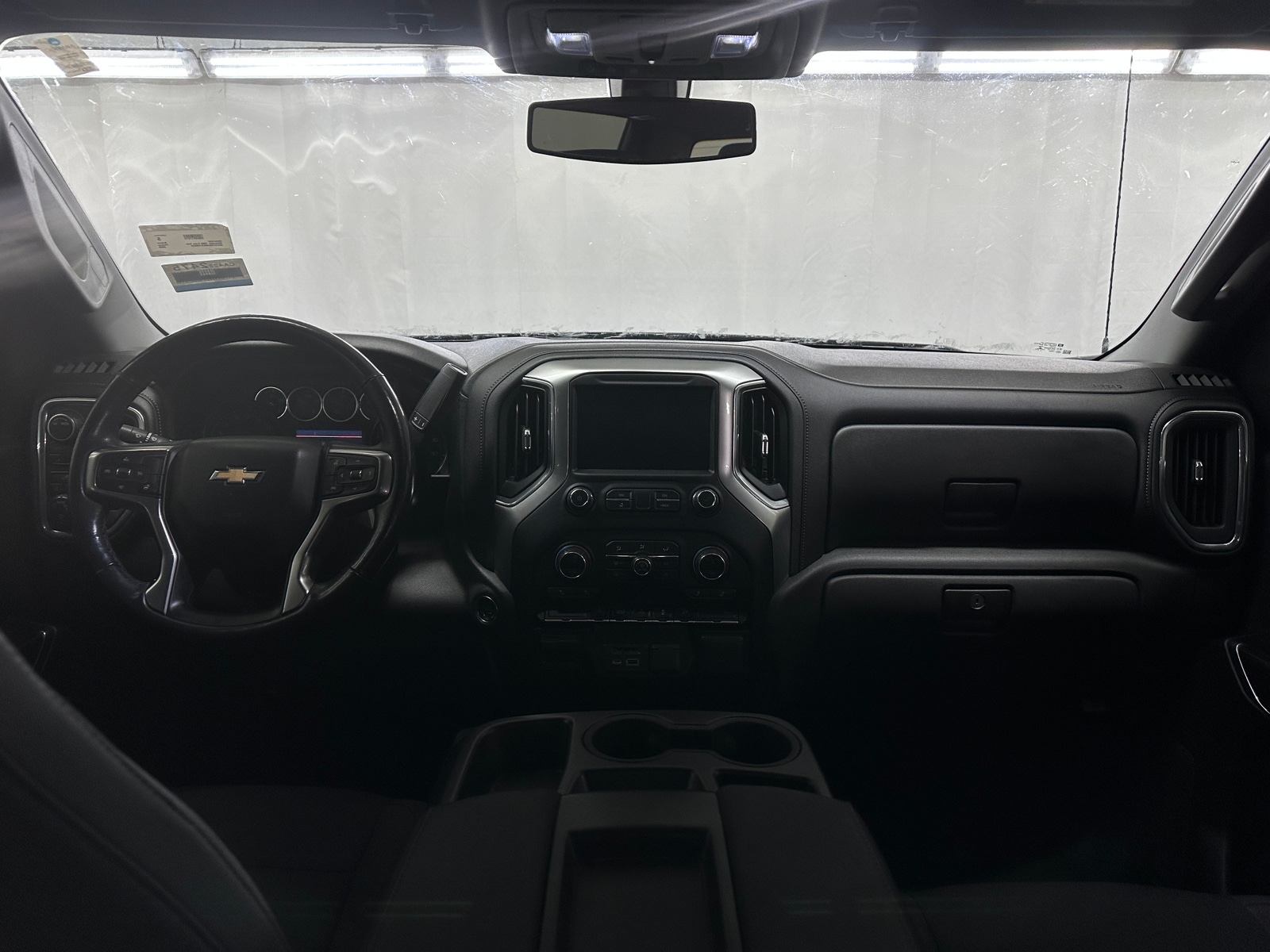 Thumbnail: 2020 Chevrolet Silverado 1500 - 3
