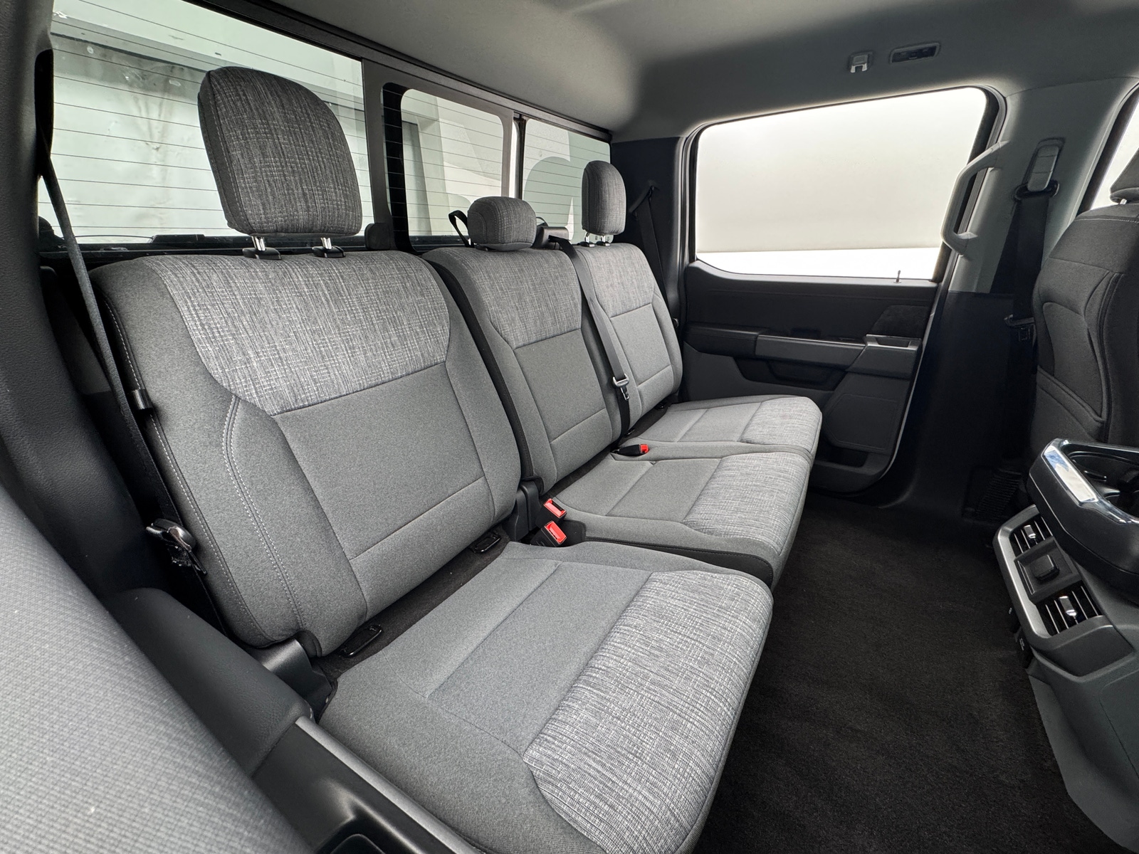 Thumbnail: 2021 Ford Econoline - 6