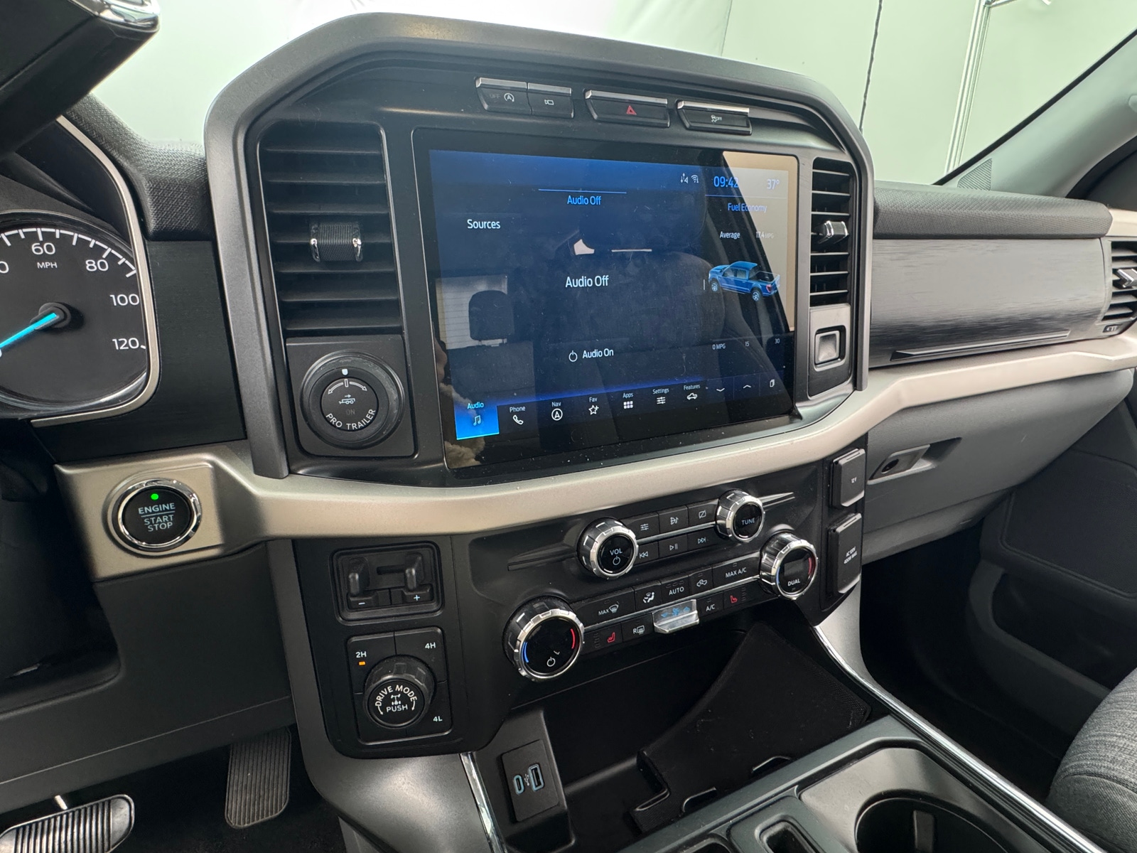 Thumbnail: 2021 Ford Econoline - 4