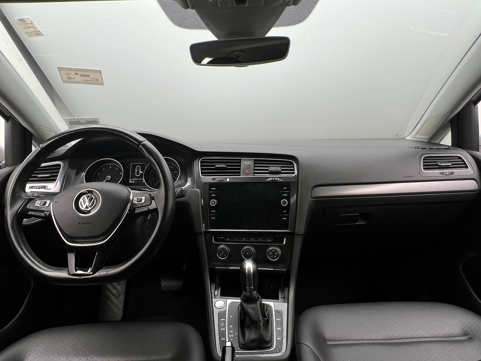 Thumbnail: 2019 Volkswagen Golf - 2