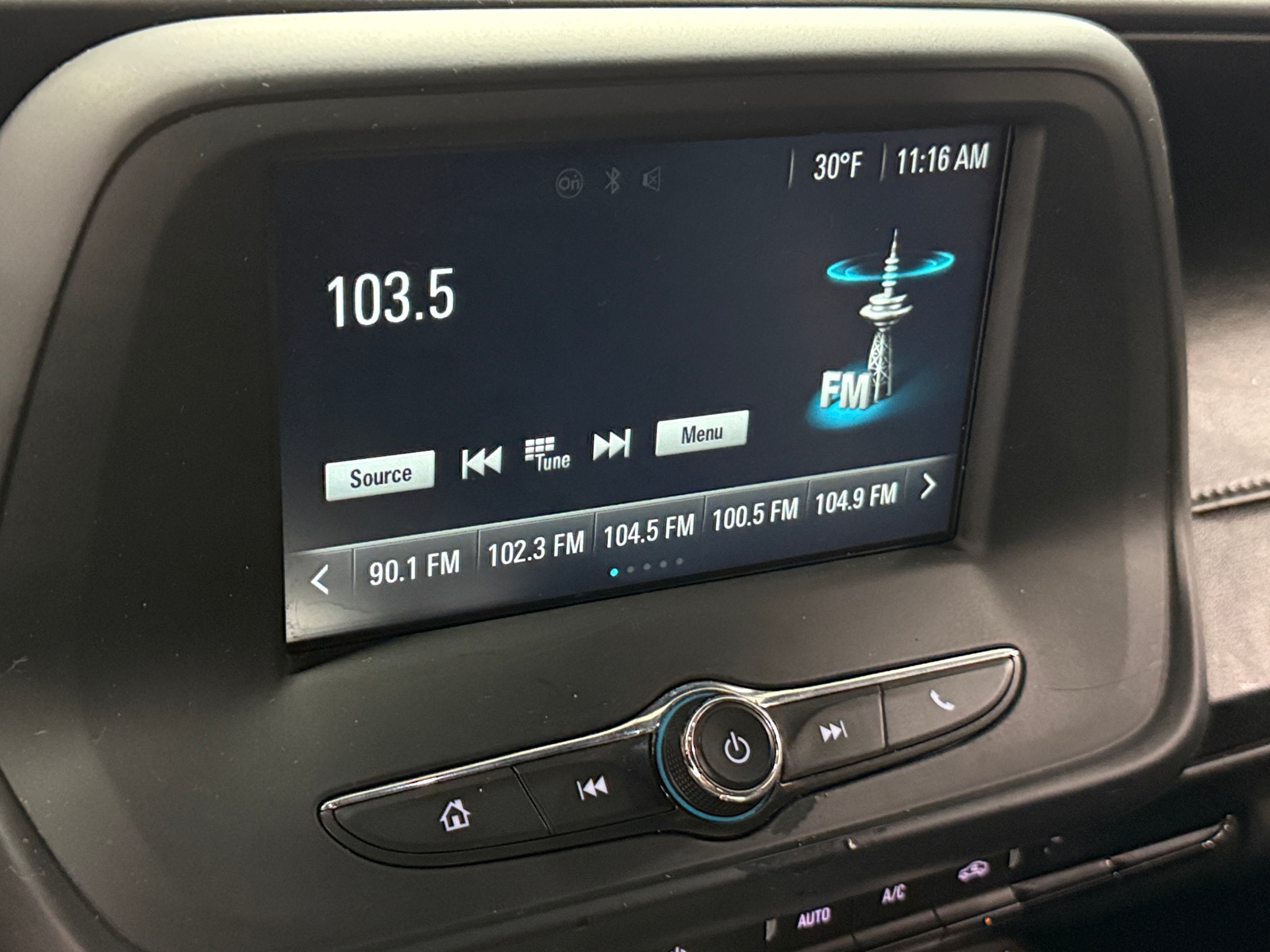 Thumbnail: 2016 Chevrolet Camaro - 3