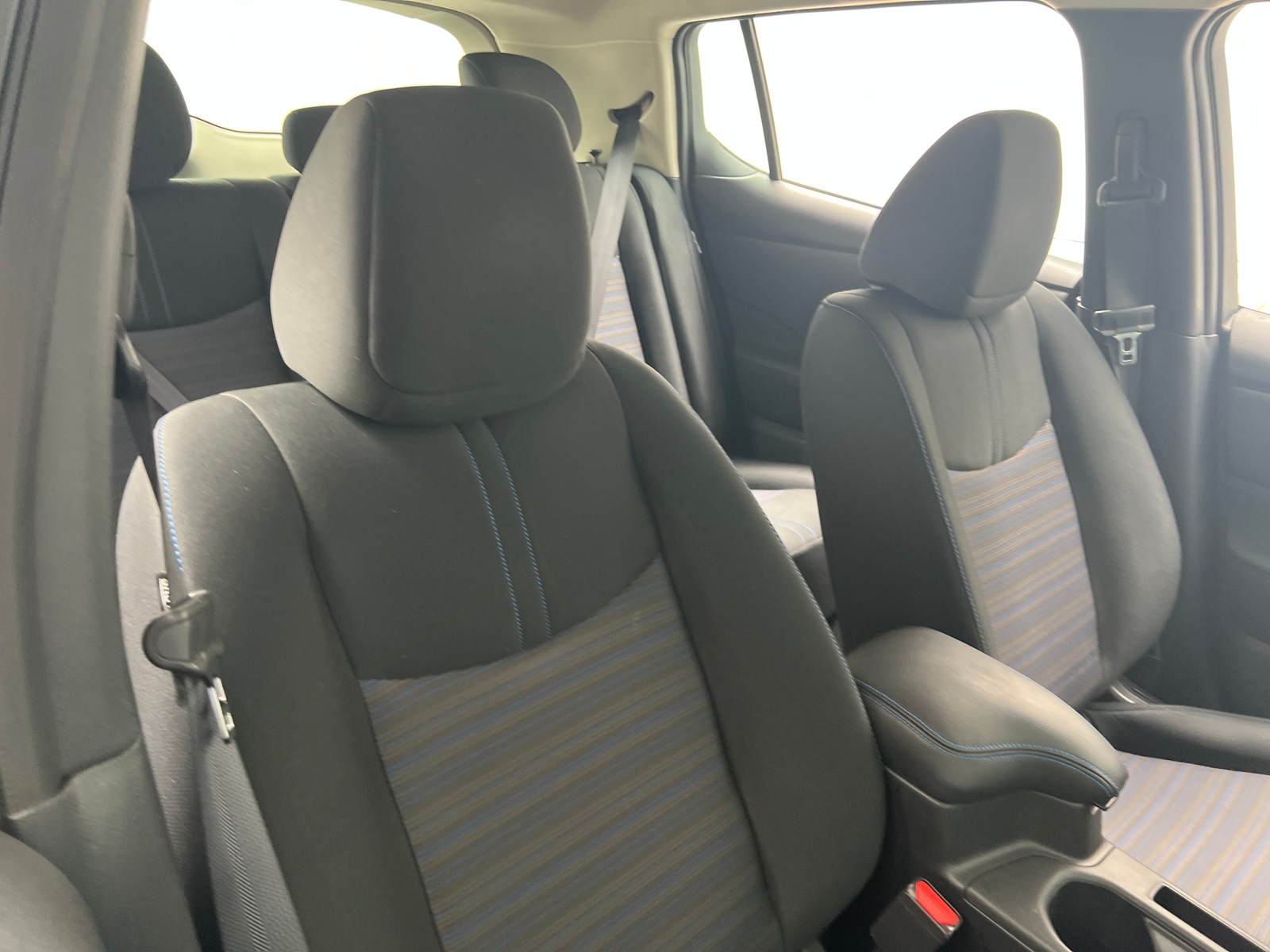 Thumbnail: 2025 Nissan Leaf - 2