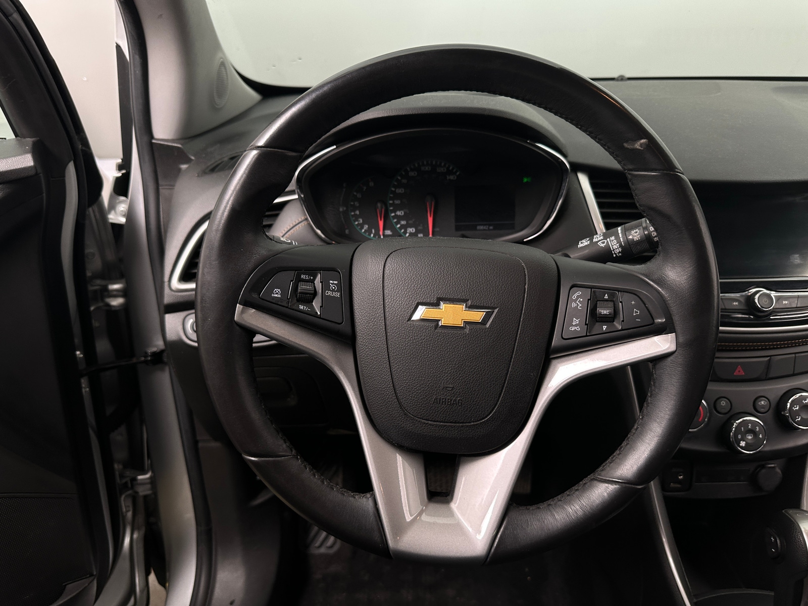 Thumbnail: 2018 Chevrolet Trax - 4