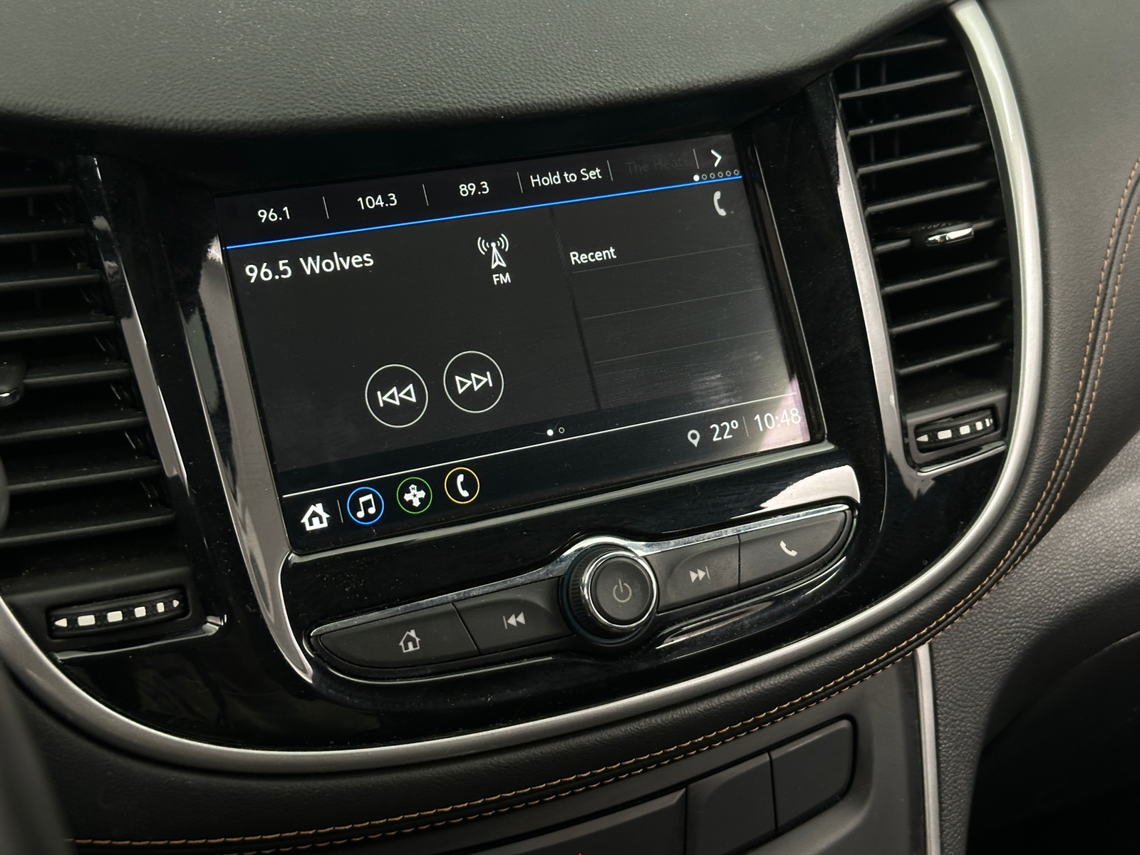 Thumbnail: 2018 Chevrolet Trax - 3