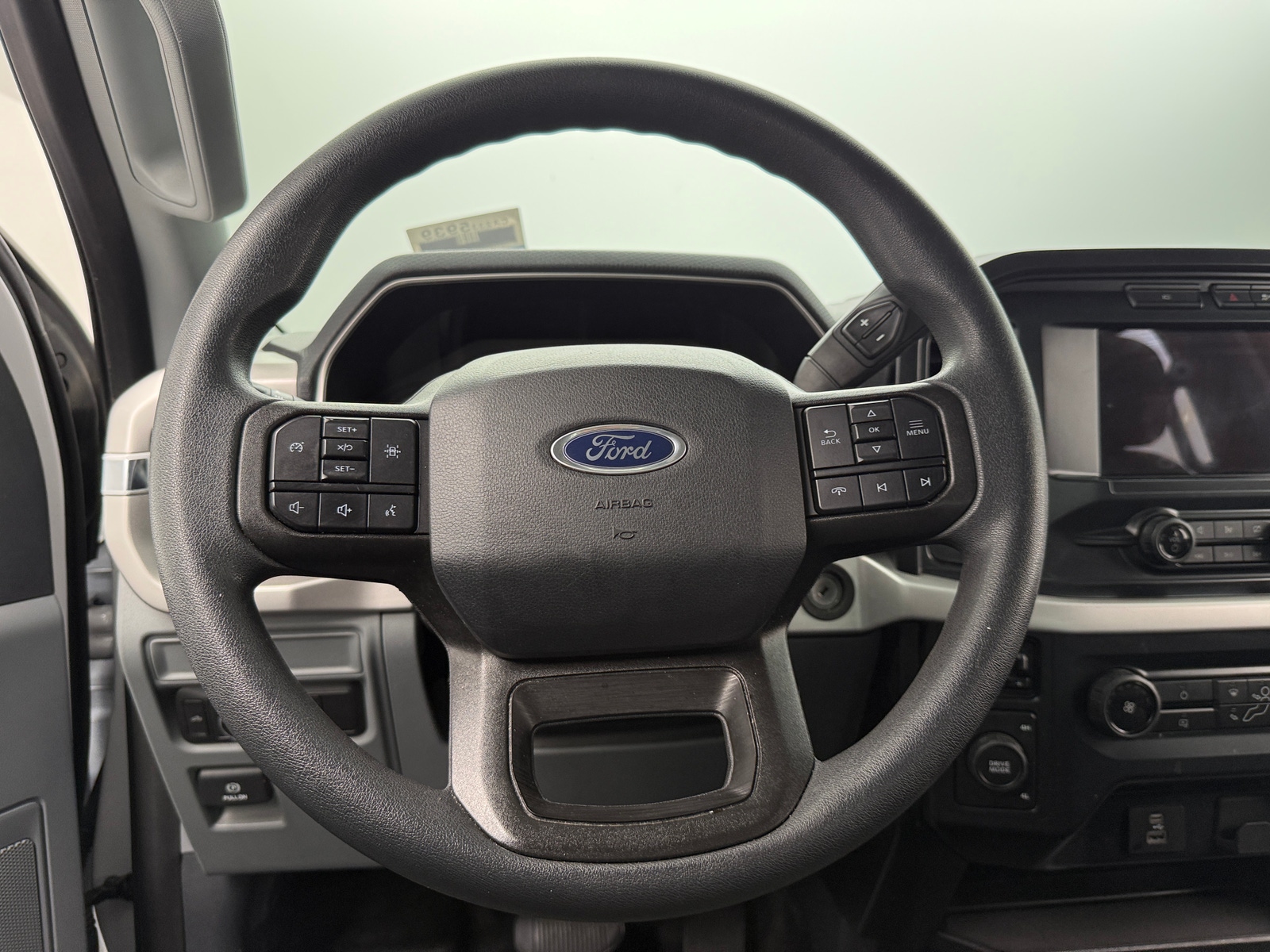 Thumbnail: 2022 Ford Econoline - 5