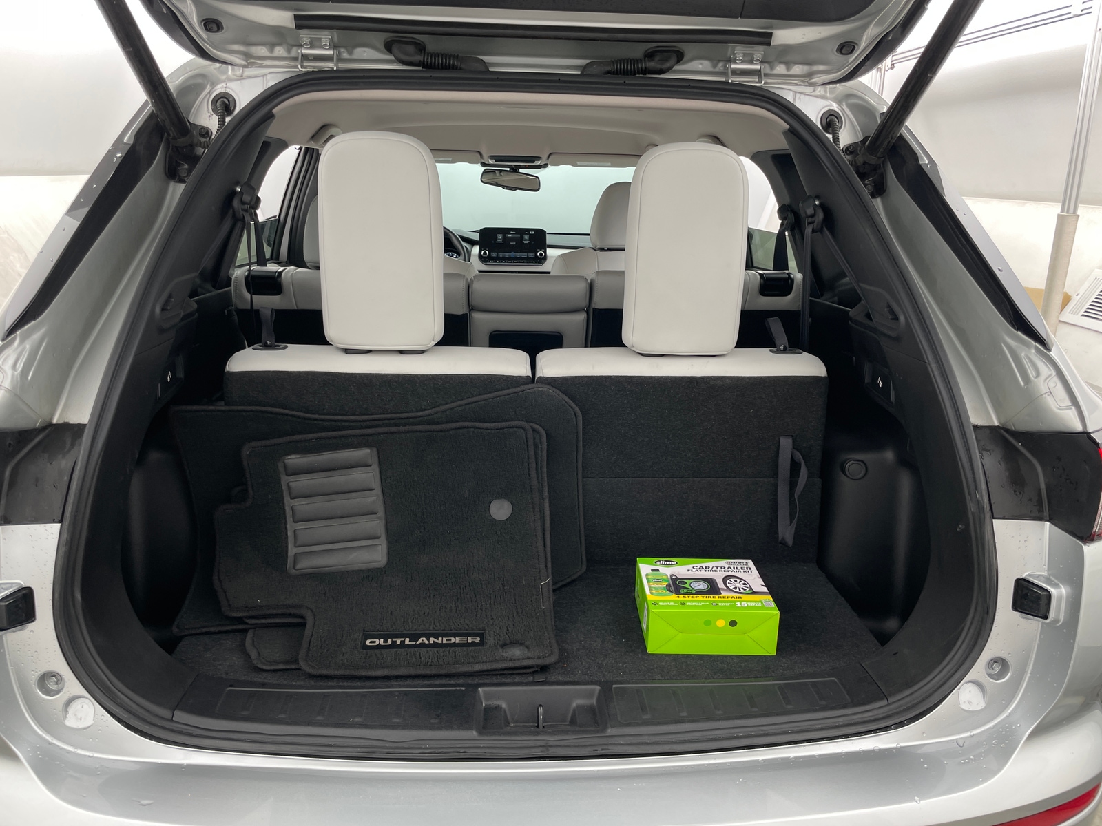 Thumbnail: 2024 Mitsubishi Outlander - 6