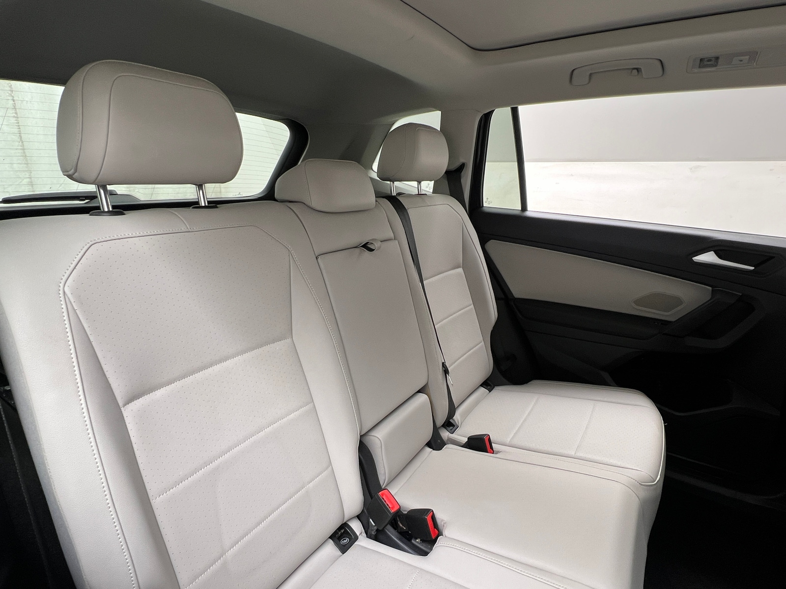 Thumbnail: 2019 Volkswagen Tiguan - 5